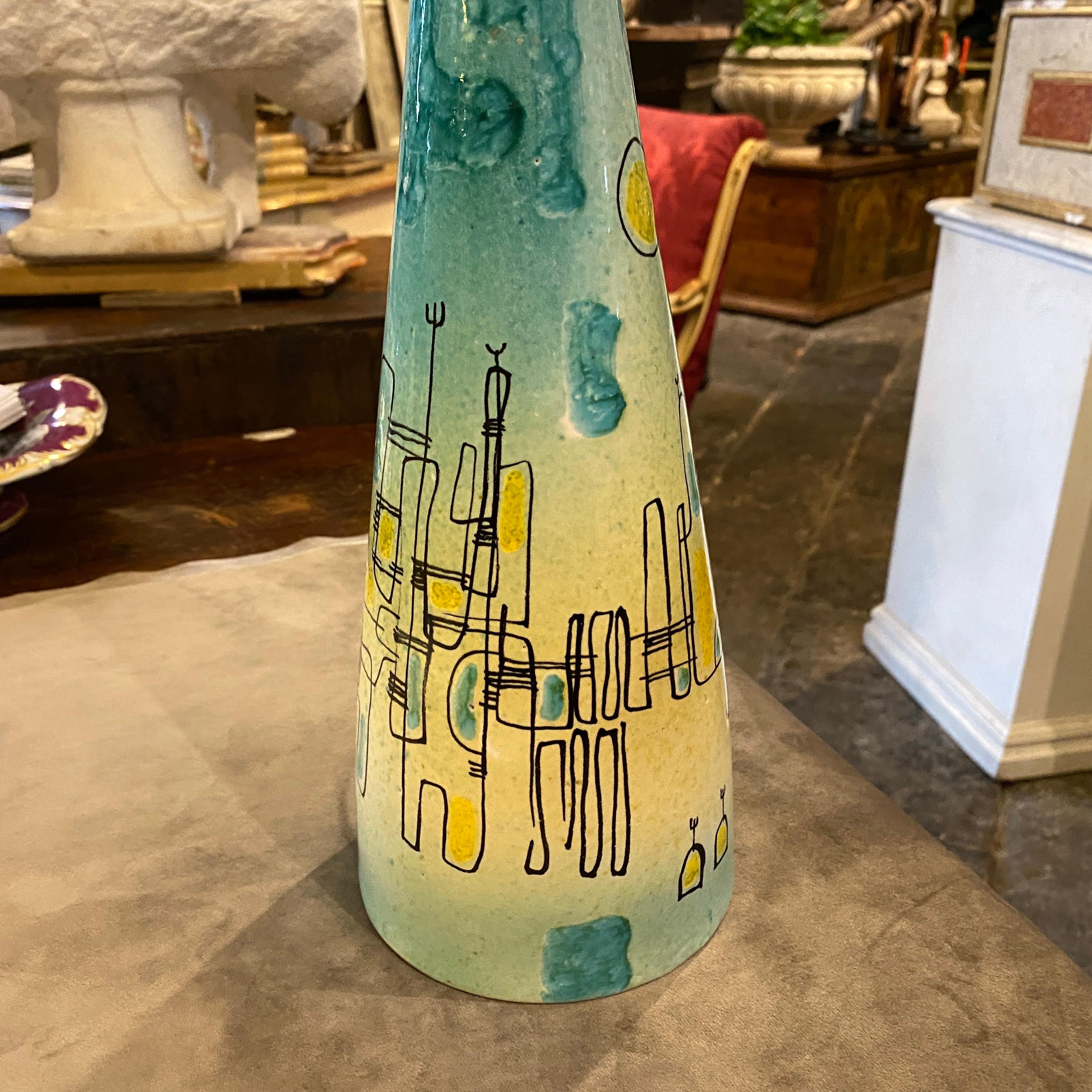 1950s Stylish Mid-Century Modern Hand-Painted Ceramic Italian Vase 3