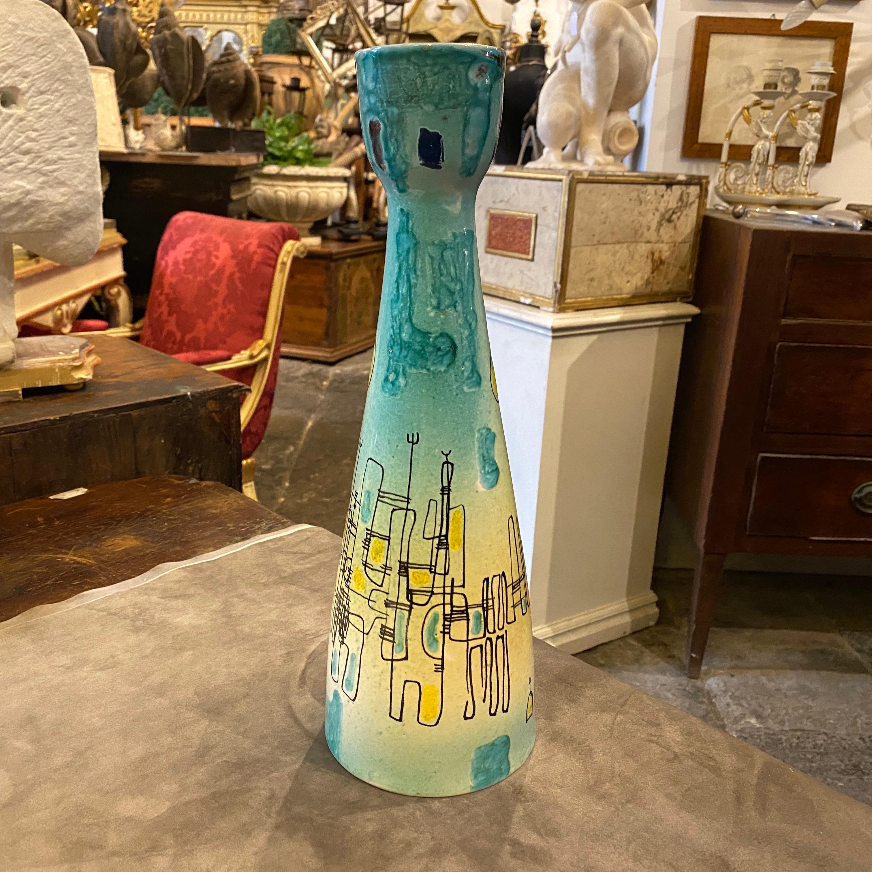 1950s Stylish Mid-Century Modern Hand-Painted Ceramic Italian Vase 4