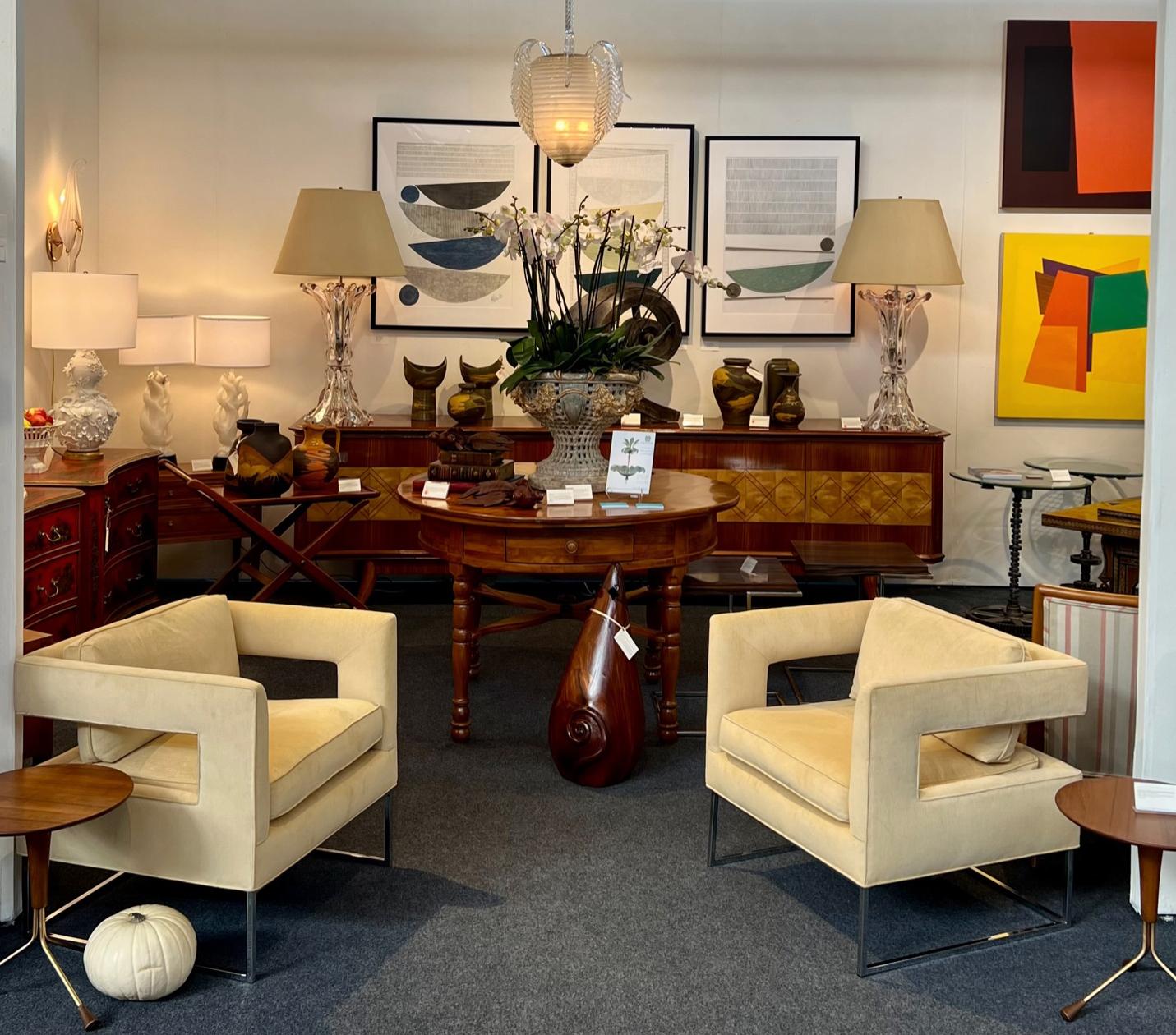 Paire de chaises élégantes à dossier ouvert et découpes de Milo Baughman pour Thayer Coggin Bon état - En vente à San Francisco, CA