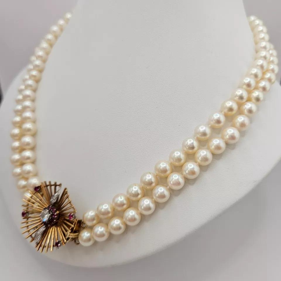 A Stylish Vintage Diamond Ruby & Cultured Pearl Necklace For Sale 3