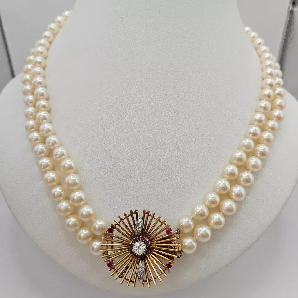 A Stylish Vintage Diamond Ruby & Cultured Pearl Necklace For Sale 4