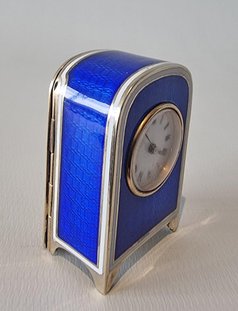 A Sub Miniature Silver Gilt and blue Guilloche enamel Carriage Clock In Good Condition For Sale In London, GB