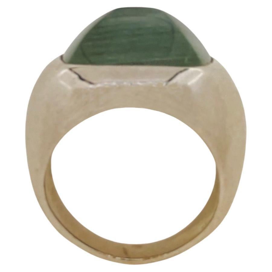 Sugarloaf Cabochon A Sugar Loaf Aquamarine In A Wide 18 Carat White Gold Ring Mounting For Sale
