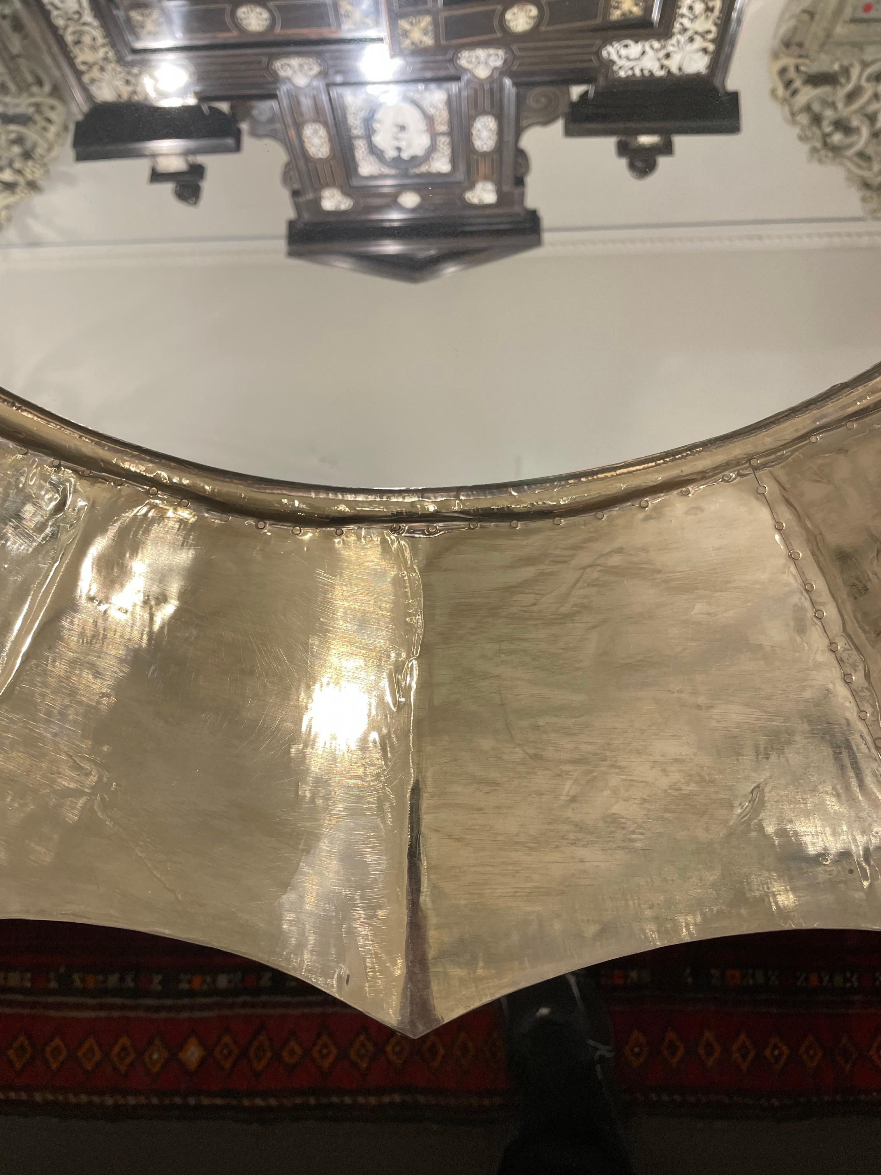 Miroir Sunburst avec superposition de métal pressé Bon état - En vente à ARMADALE, VIC