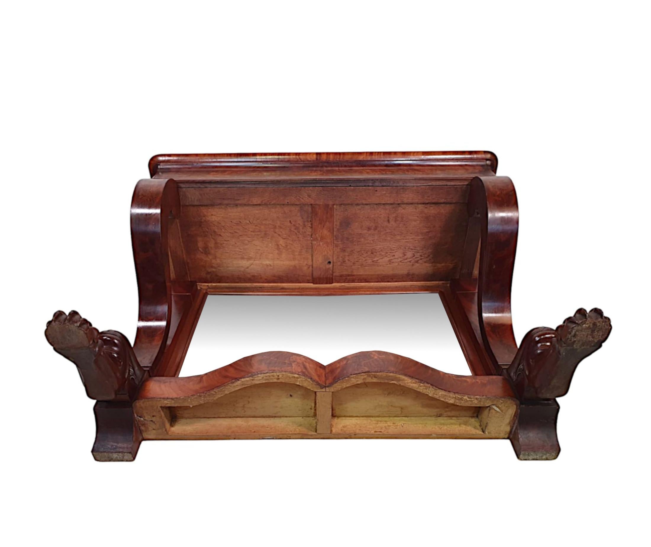 Superbe table console du 19ème siècle avec plateau en marbre en vente 1