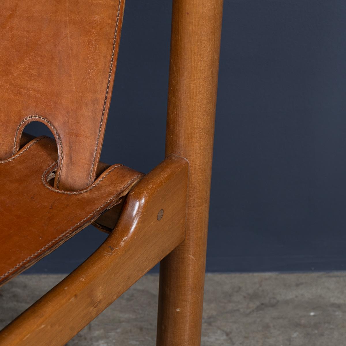 Superbe ensemble de huit chaises de salle à manger en cuir Ilmari Tapiovaara du 20e siècle, c.1950 en vente 3