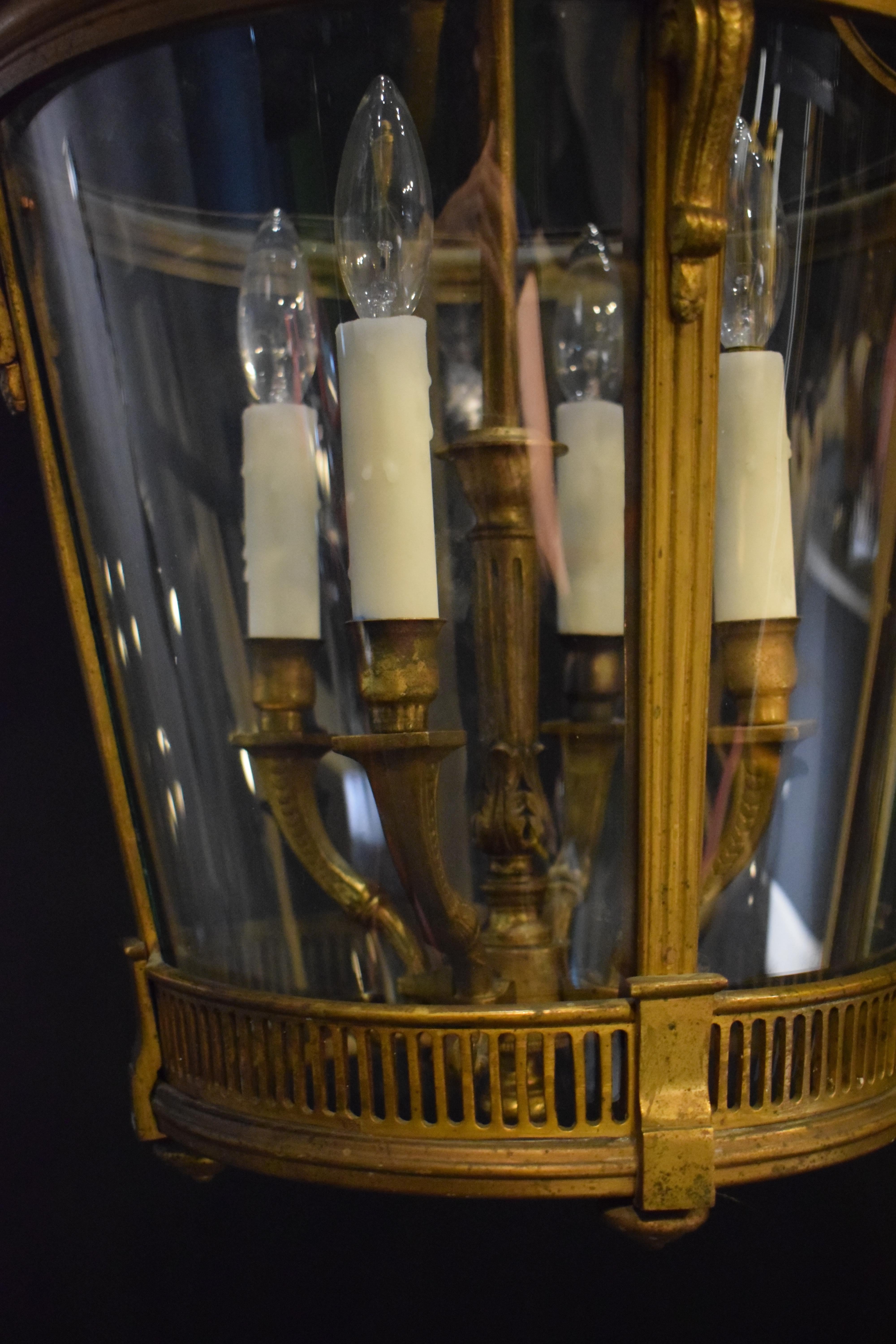 20th Century Superb and Elegant Gilt Bronze Lantern with Curved Glass Panels