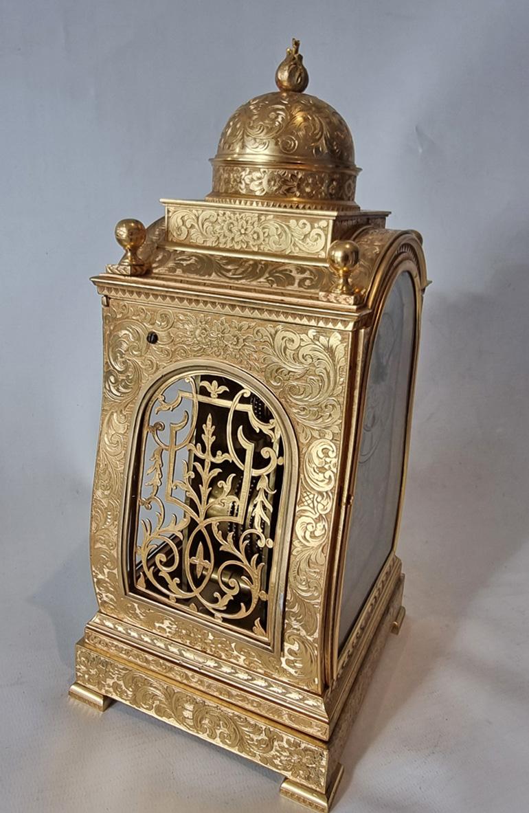 A Superb and very rare Engraved Thomas Cole Mantle Clock (Englisch) im Angebot