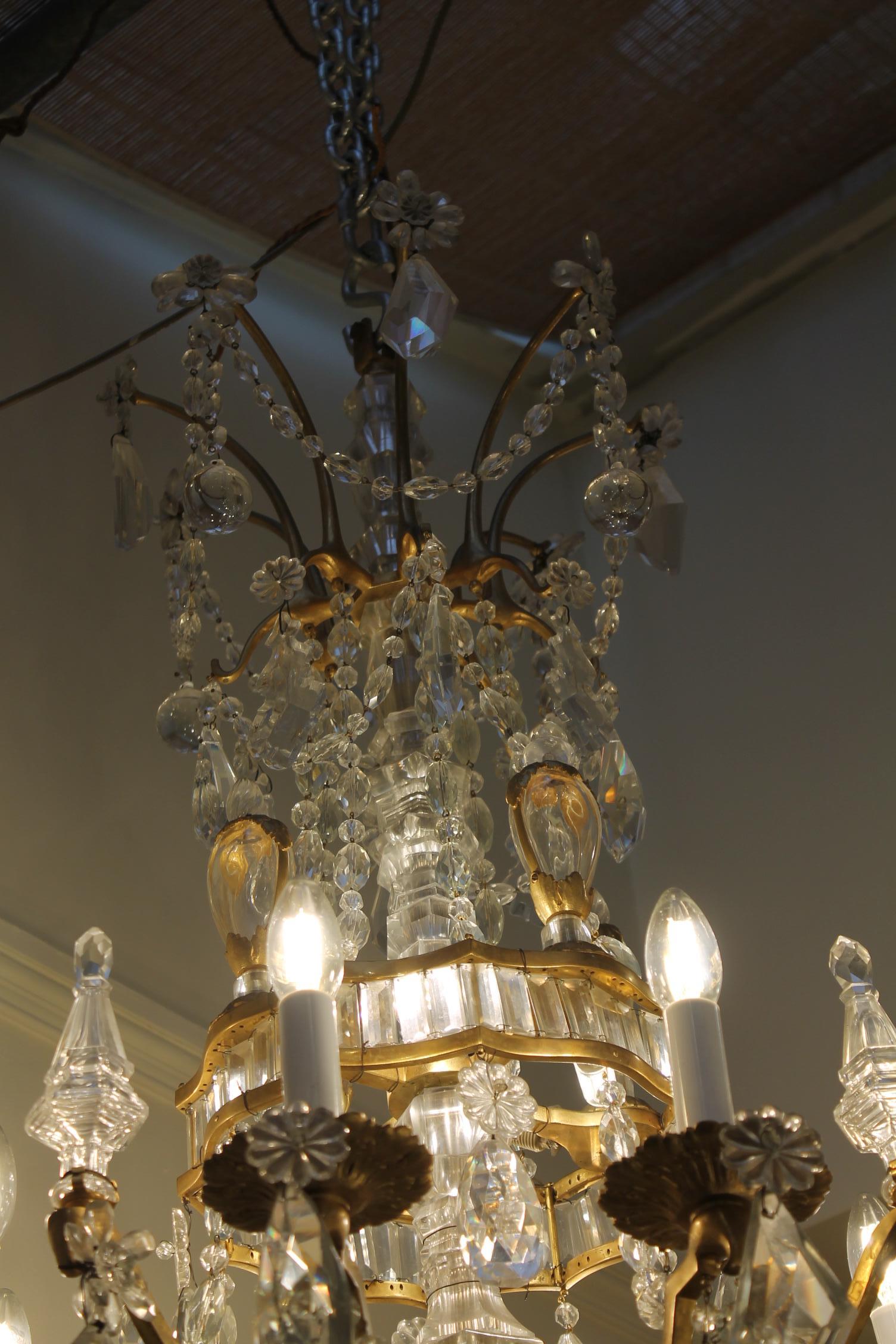 Bronzo Un superbo cristallo Baccarat  Lampadario in vendita