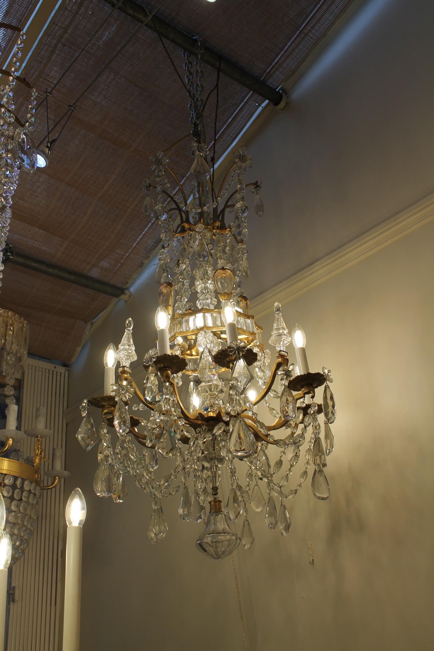 Un superbo cristallo Baccarat  Lampadario in vendita 3