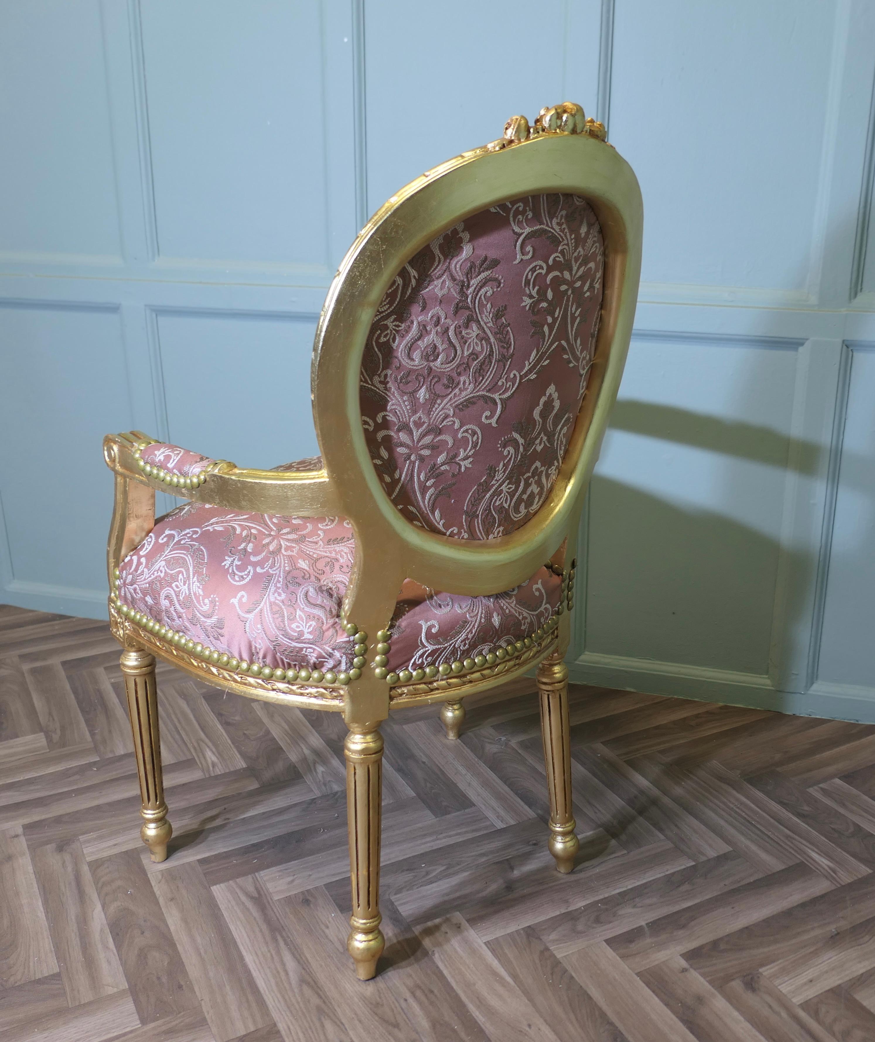 A Superb French 19th Century Gilt Salon Chair For Sale 1