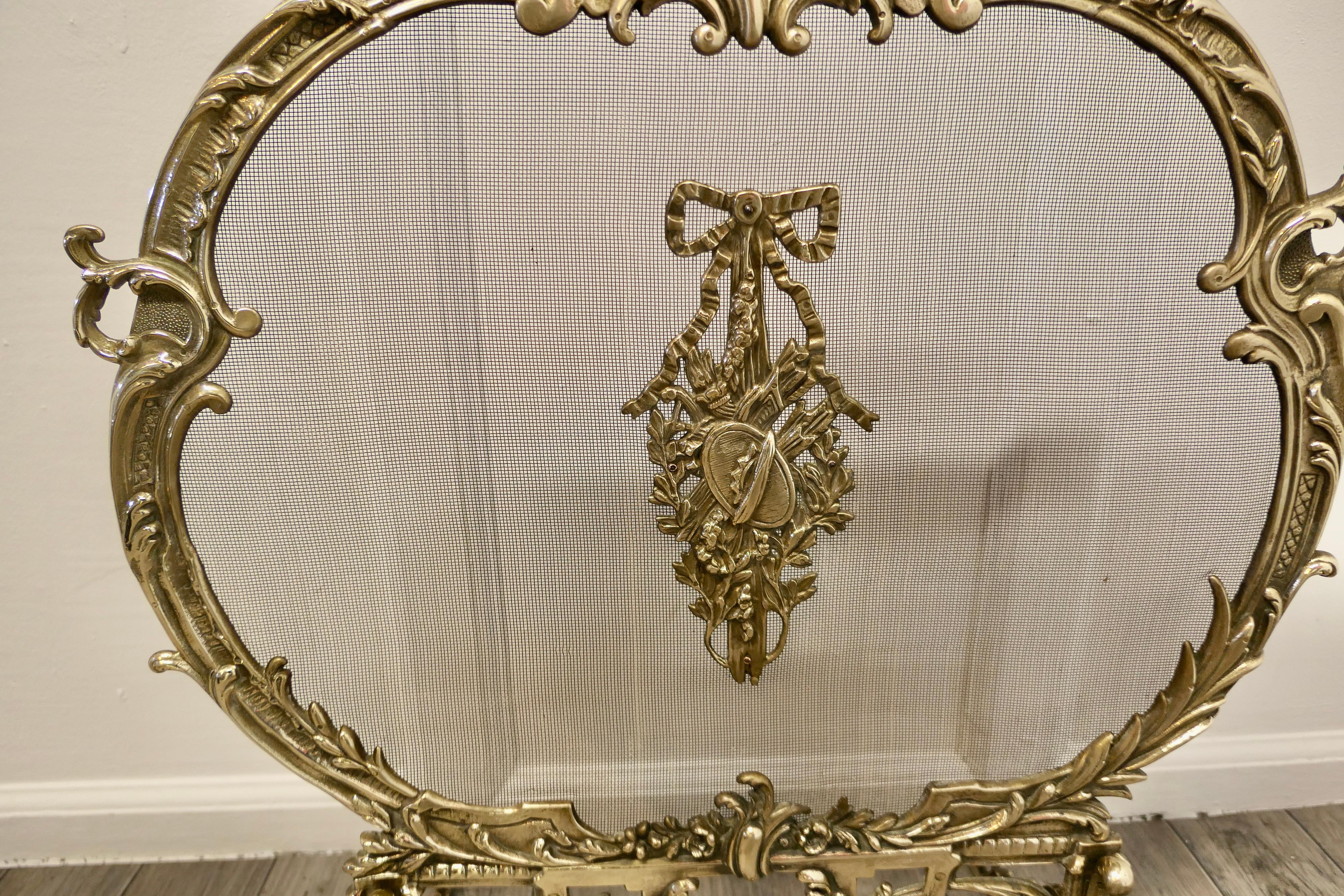 19th Century A Superb French Brass Rococo Fire Guard, Screen  The Fire guard is a superb   For Sale