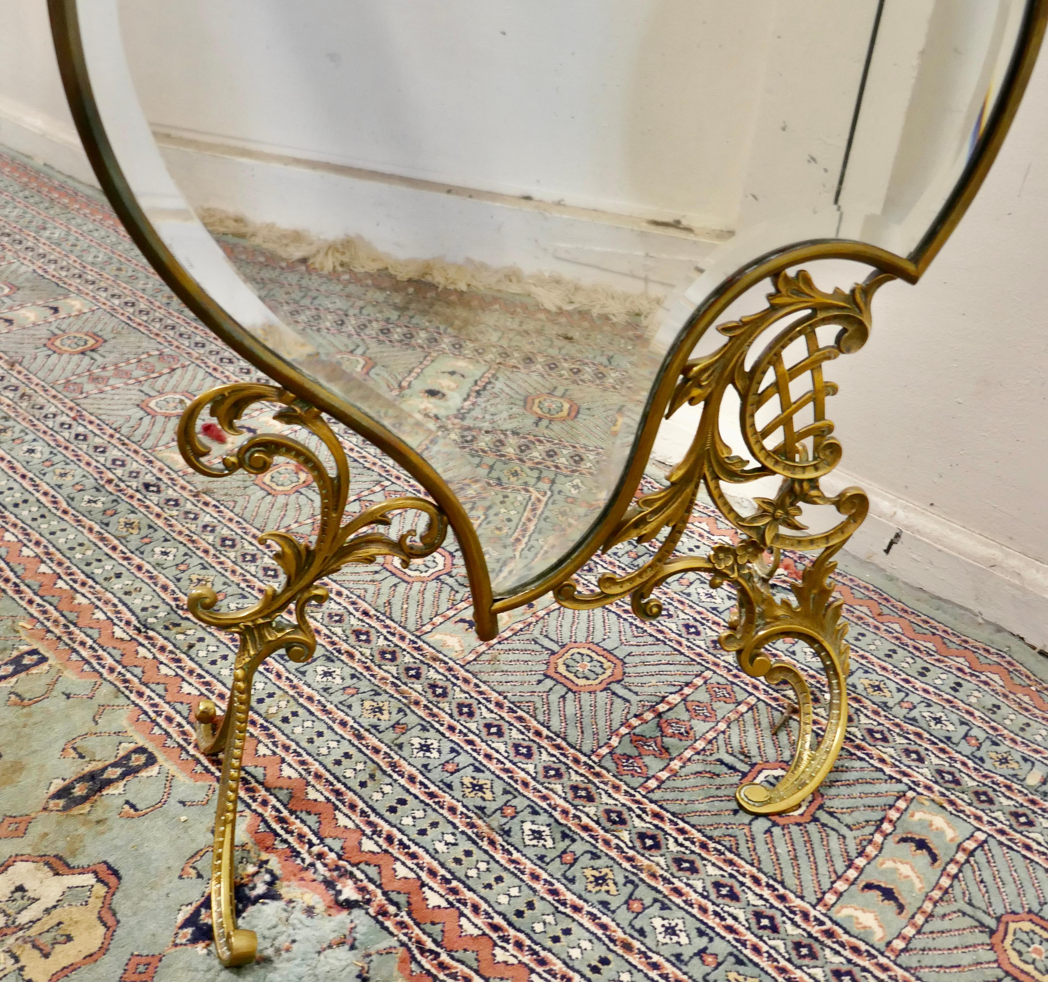 Superb French Brass Rococo Fire Screen In Good Condition For Sale In Chillerton, Isle of Wight