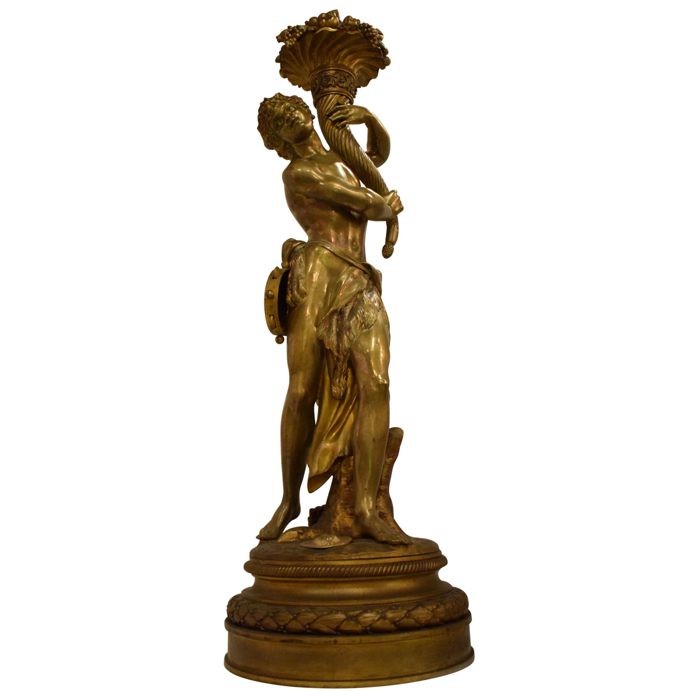 Superbe base de lampe figurative en bronze doré, signée Clodion, 1775. France en vente