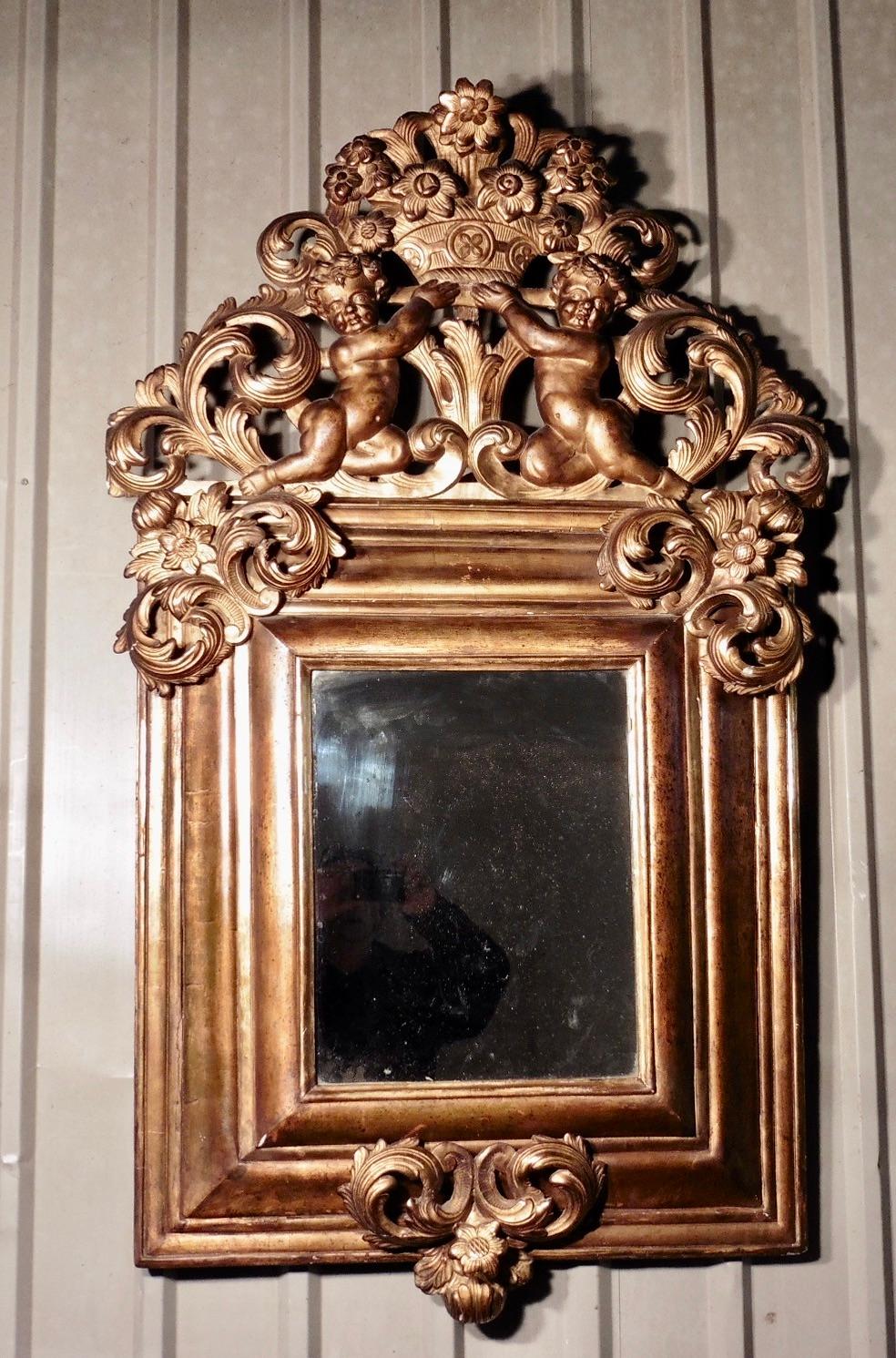 Superb Large Early 19th Century Carved Gilt Mirror 5