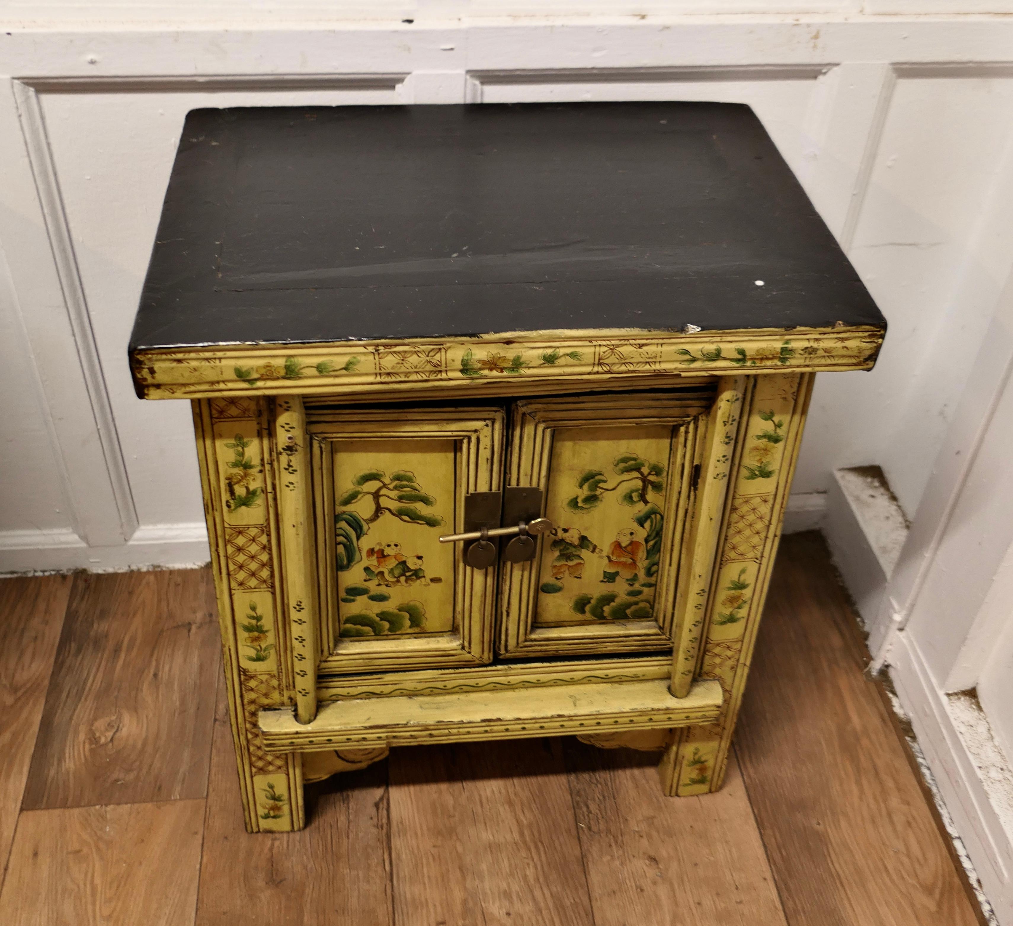 A Superb Pair of Cream Lacquered Chinoiserie Decorated Cabinets.     For Sale 6