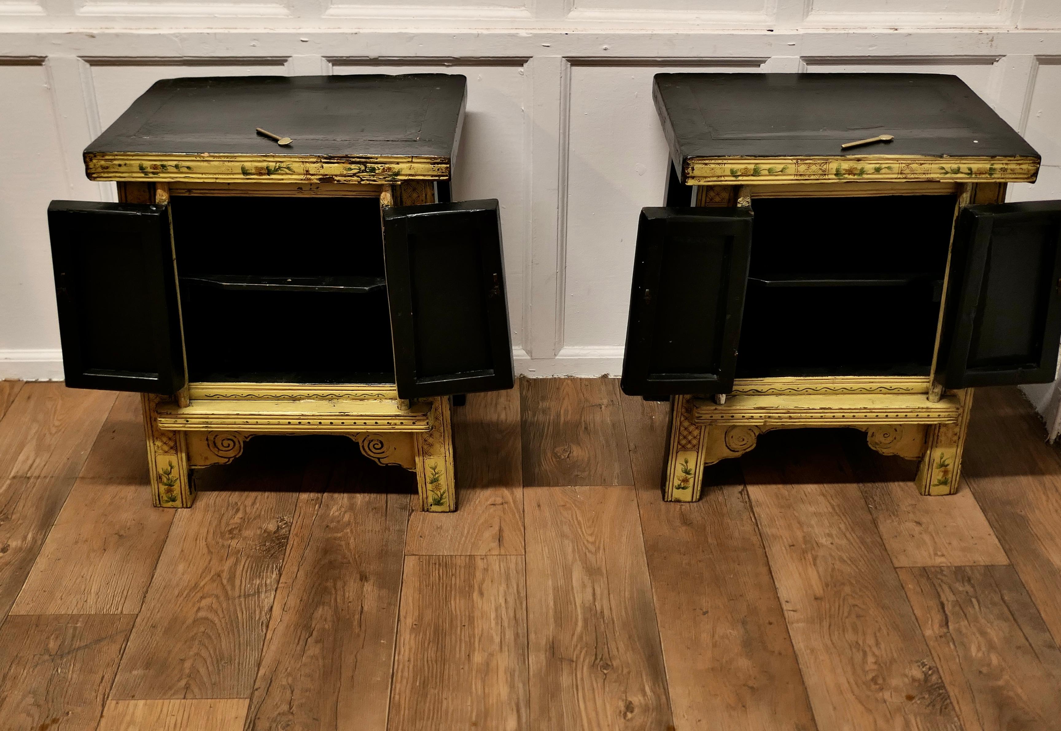 A Superb Pair of Cream Lacquered Chinoiserie Decorated Cabinets.     For Sale 7