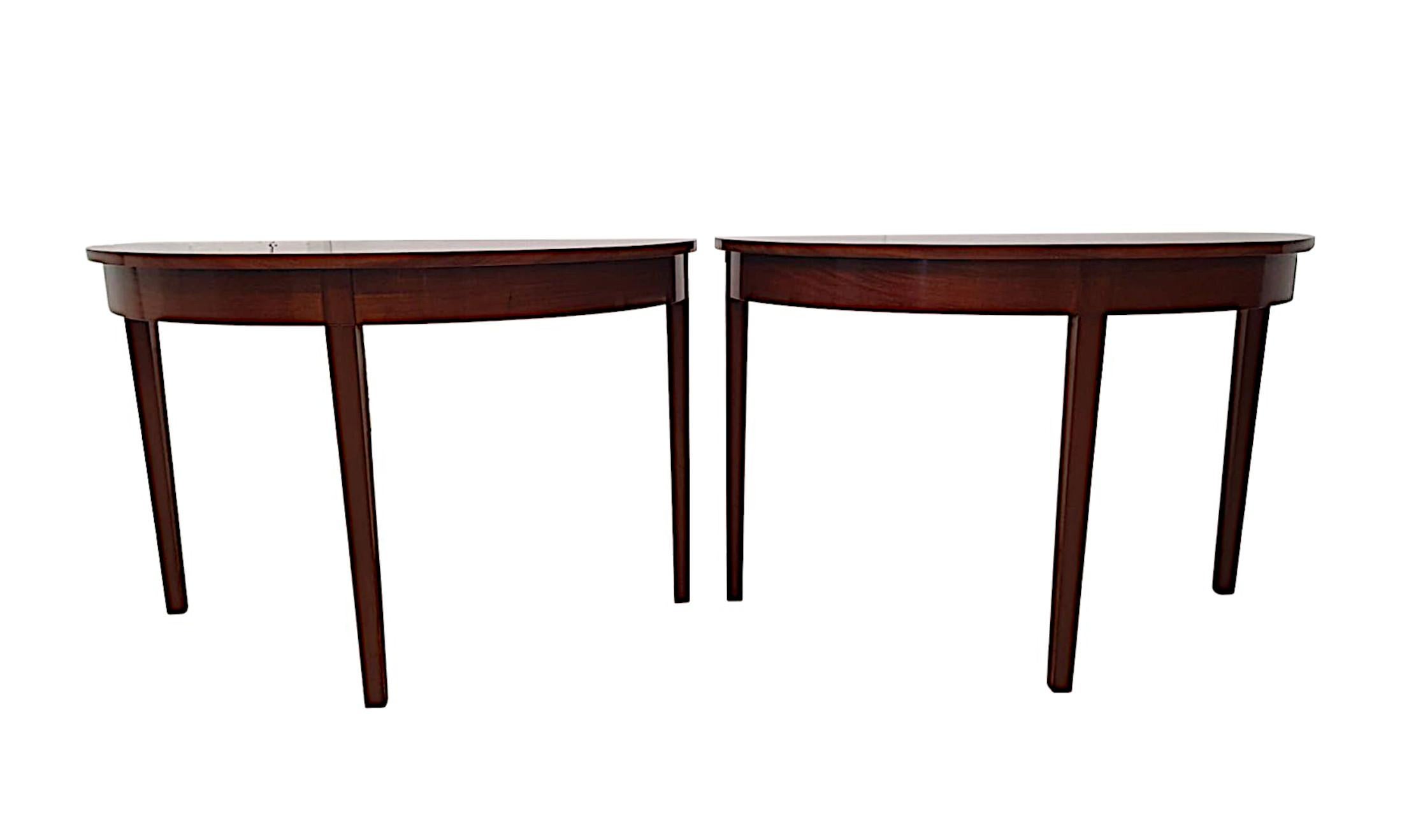 English Superb Pair of Early 20th Century Demi Lune Side Tables For Sale