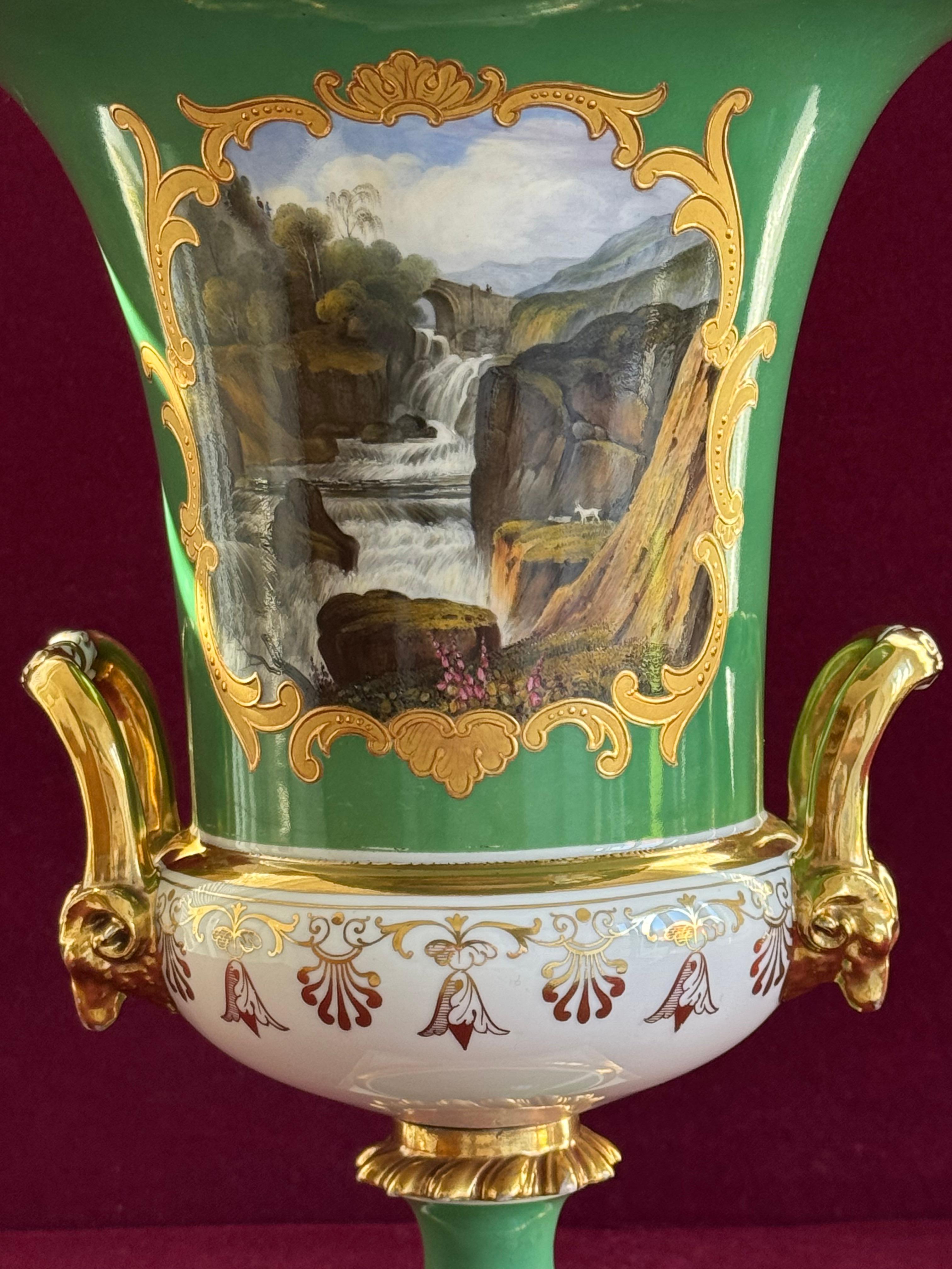 A superb pair of Flight, Barr & Barr Worcester Porcelain Topographical Vases For Sale 7