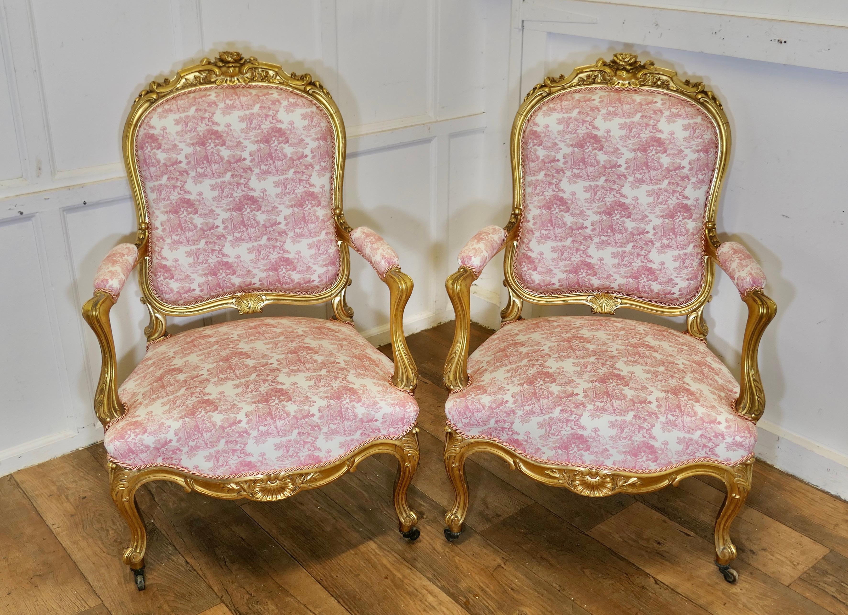 Magnífico par de sillones de salón franceses dorados Napoleón III en Bueno estado para la venta en Godshill, Isle of Wight