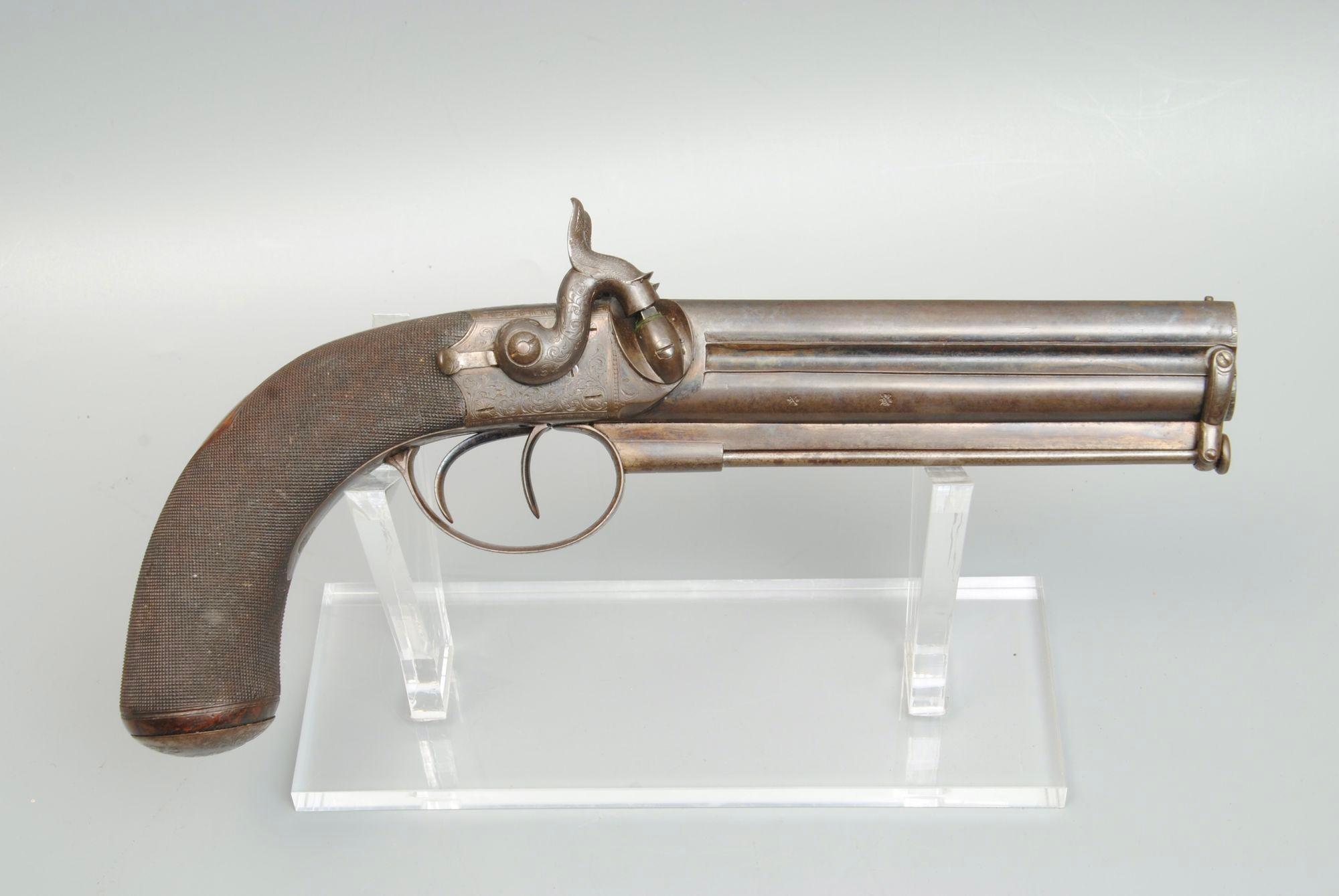 Une superbe paire de pistolets à main dans leur étui d'origine Bon état - En vente à Lincolnshire, GB
