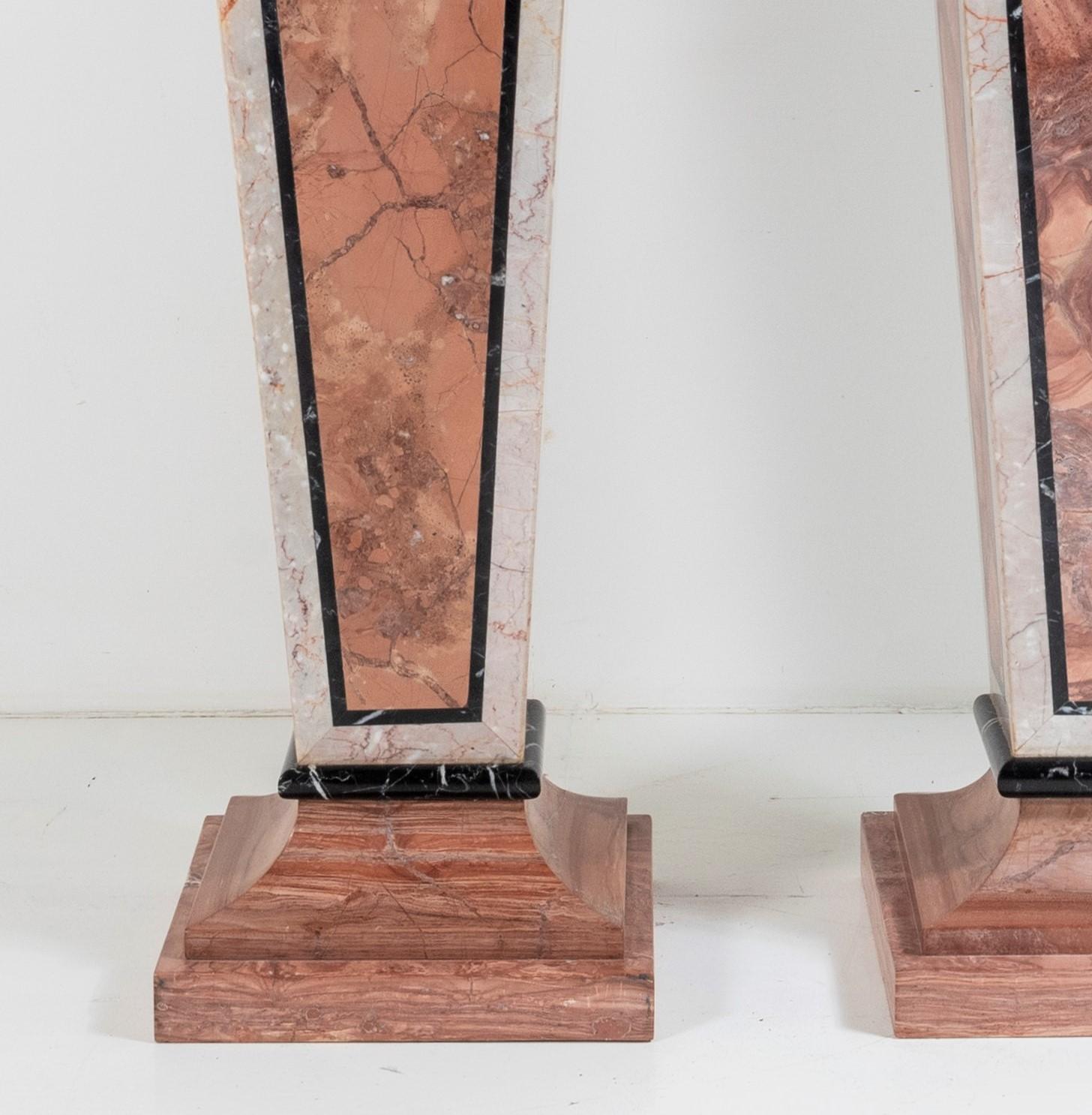 Hollywood Regency Superb Pair of Pink Marble Pedestal Bust Plinths French Early 20th Century
