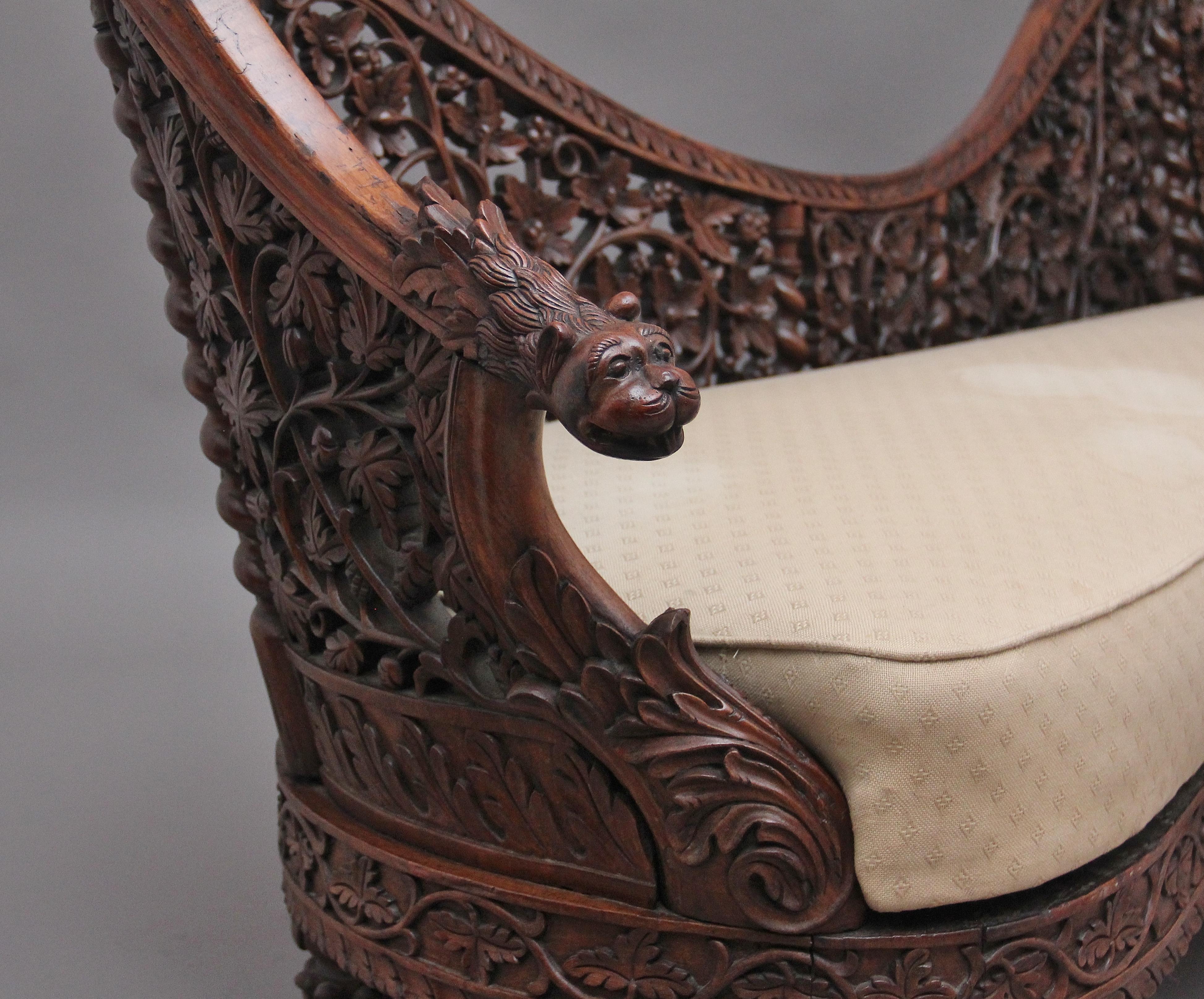 Superb Quality 19th Century Anglo-Indian Carved Sofa 5