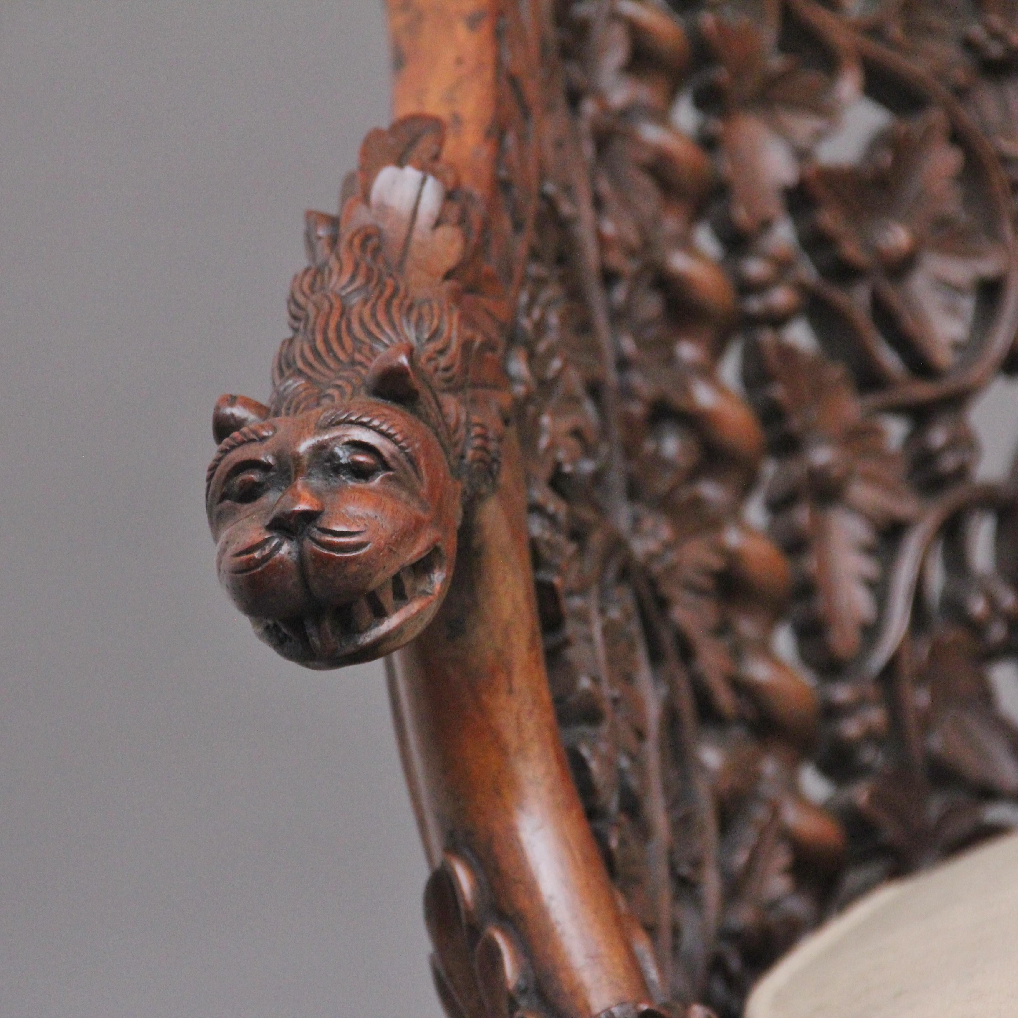 Superb Quality 19th Century Anglo-Indian Carved Sofa 6