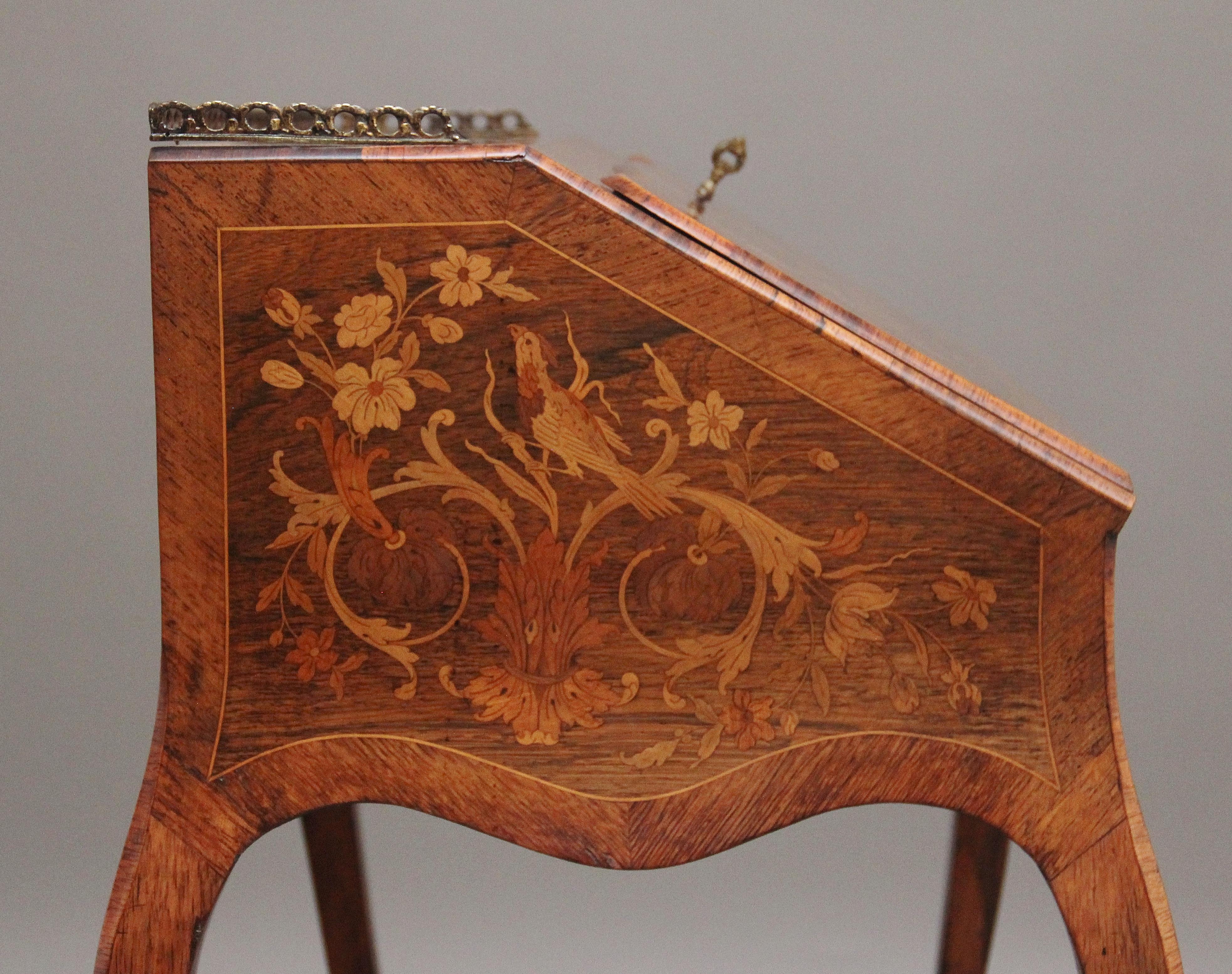 Superb Quality Freestanding 19th Century Kingwood and Marquetry Inlaid Bureau For Sale 8