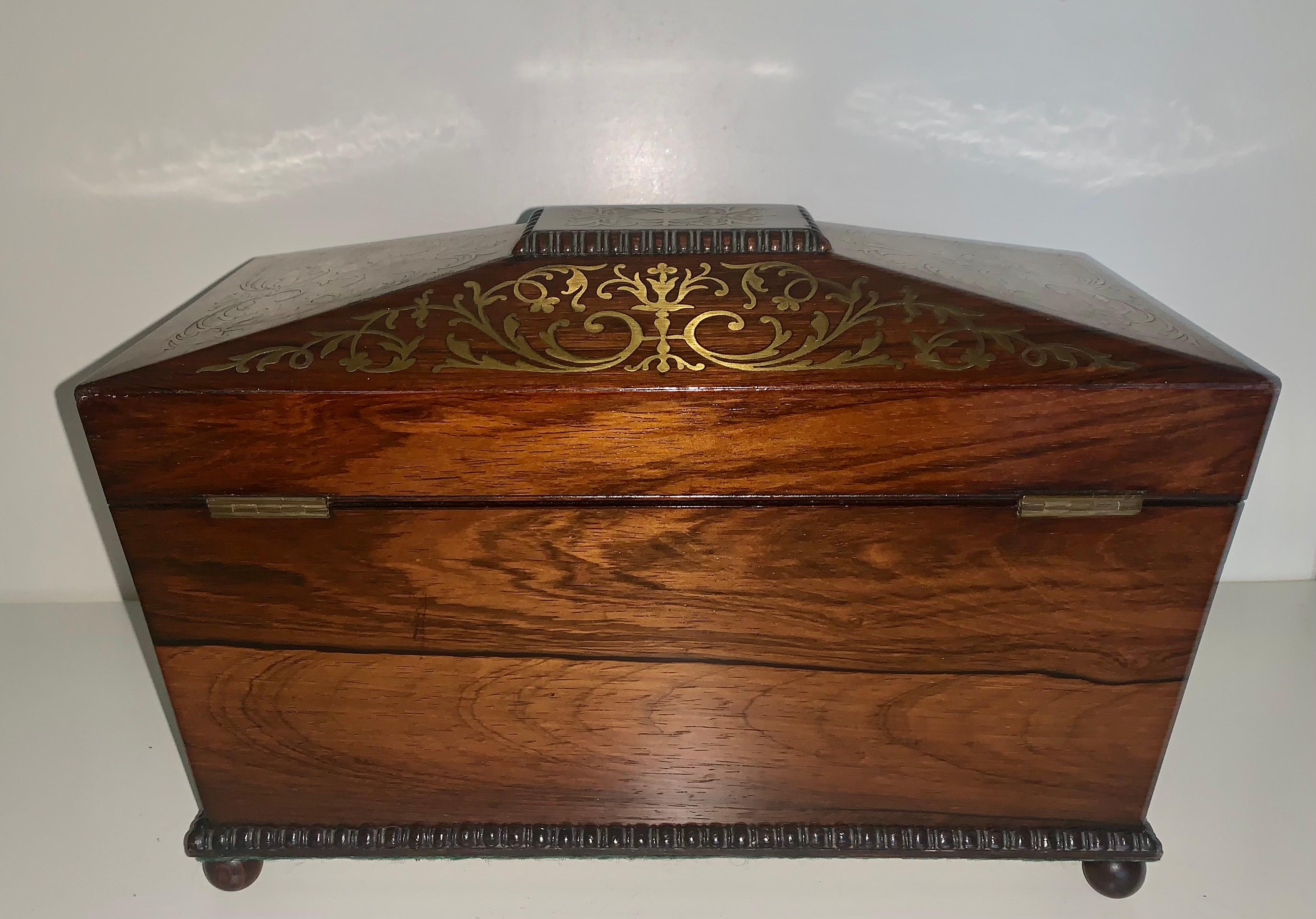 Superb Sarcophagus Regency Rosewood Tea Caddy Antique, Circa 1820's For Sale 2
