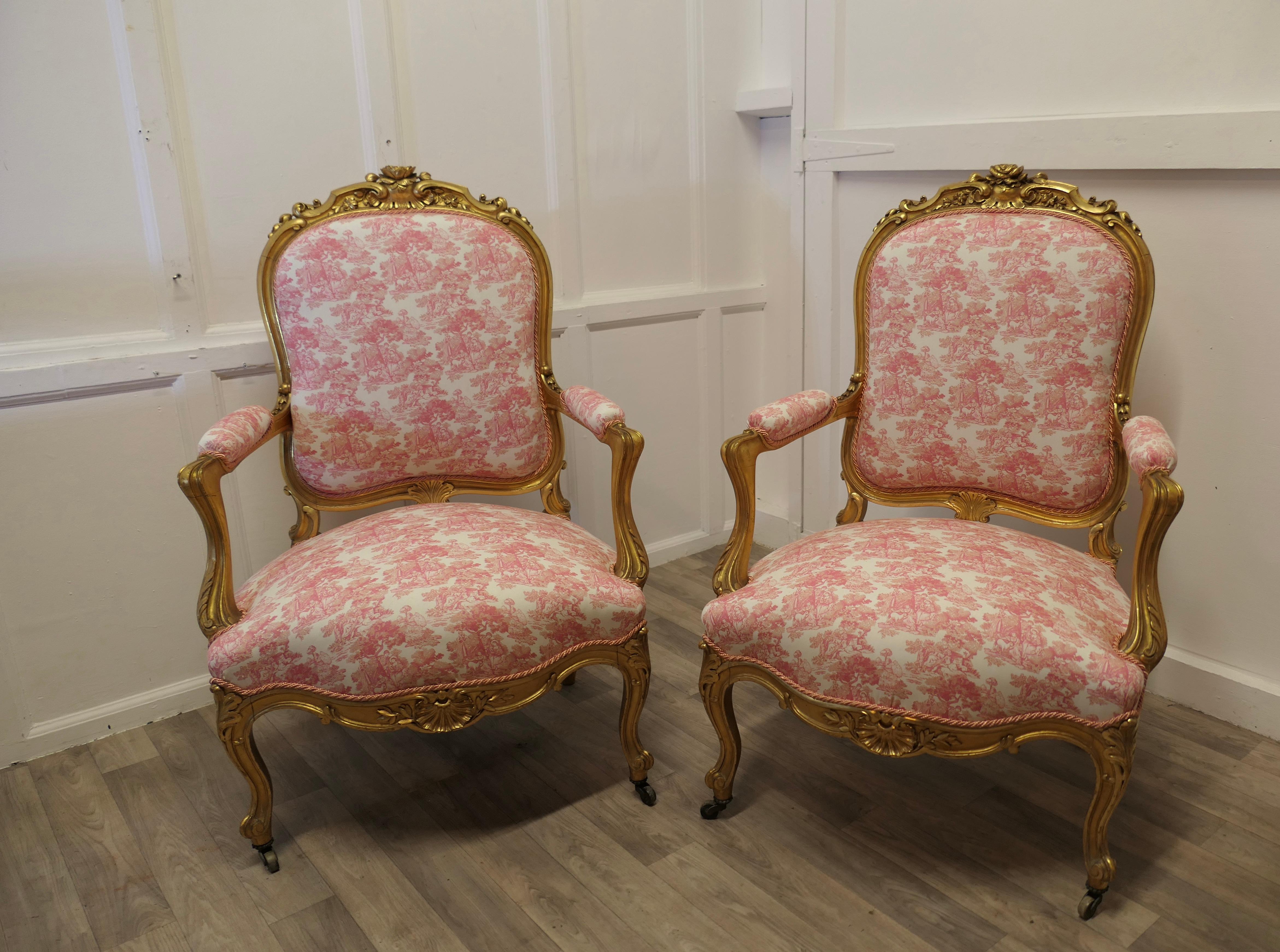 Superbe ensemble de quatre chaises de salon Napoléon III en vermeil en vente 7