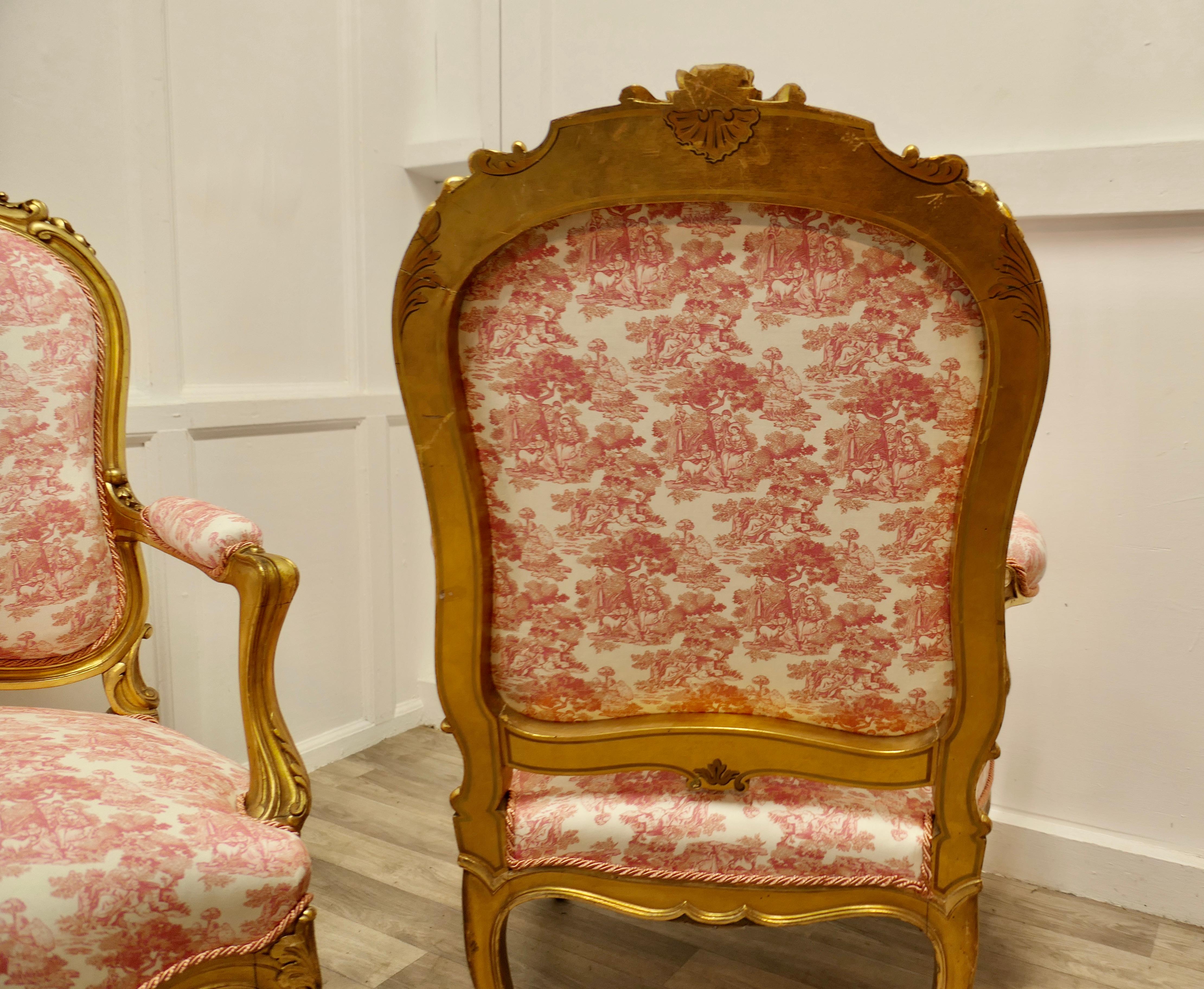 Superbe ensemble de quatre chaises de salon Napoléon III en vermeil en vente 10
