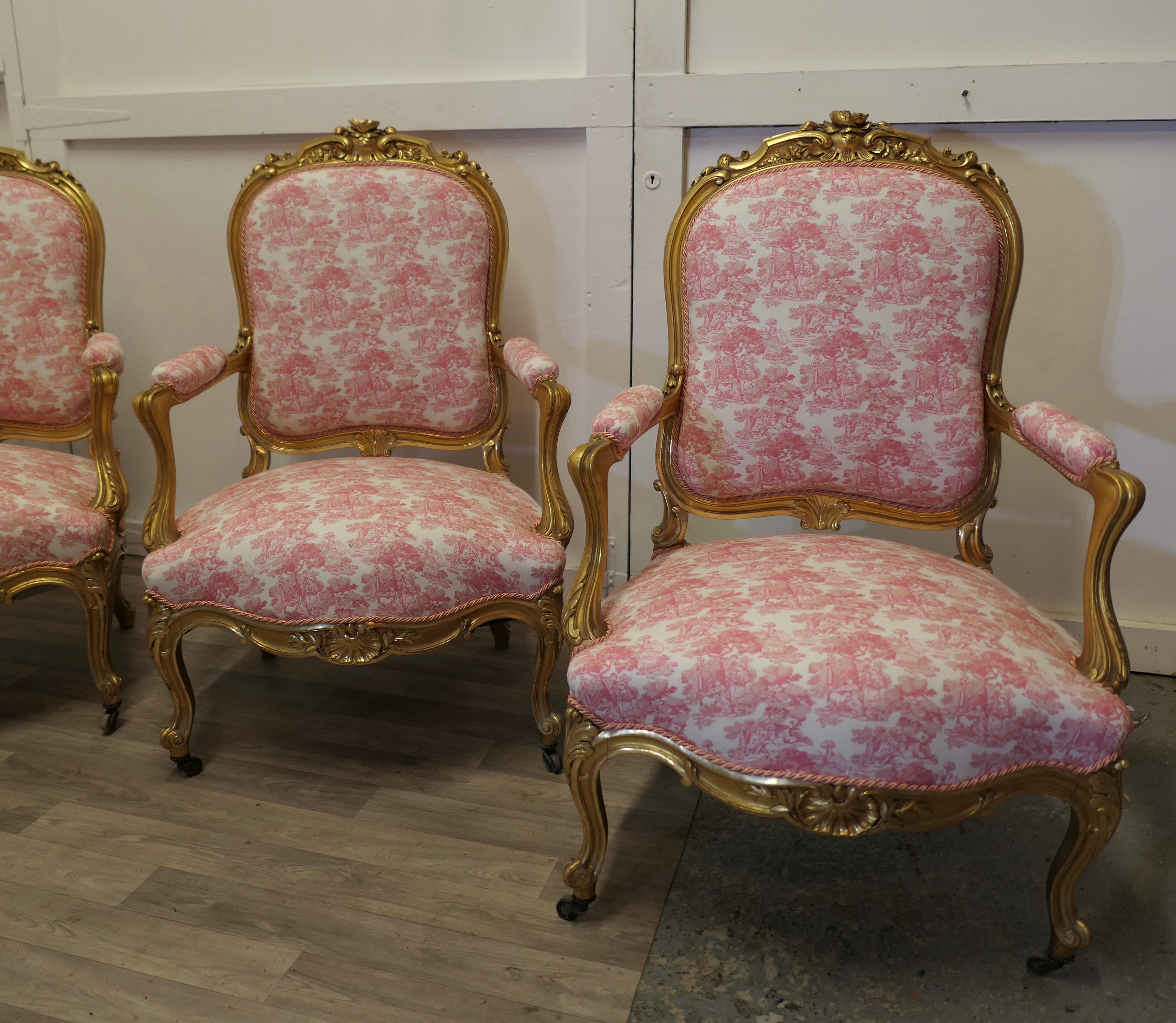 Provincial français Superbe ensemble de quatre chaises de salon Napoléon III en vermeil en vente