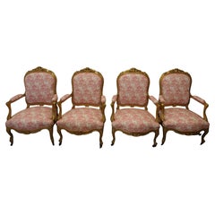 Un superbo set di quattro sedie da salotto francesi dorate Napoleone III