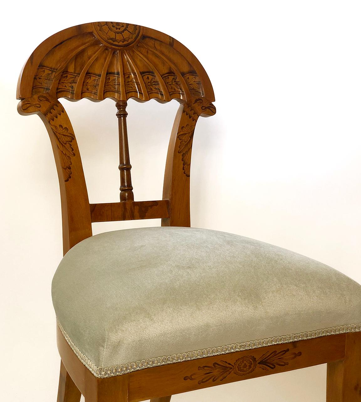 Hervorragender Satz von zehn Wiener Biedermeier-Ess-/Beistellstühlen, Josef Danhauser im Angebot 4