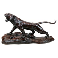 Un magnífico tigre de bronce de tres cuartos de tamaño natural