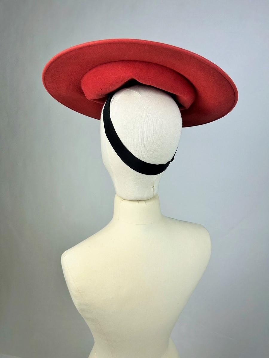A Surrealist Hat by Isabelle Canovas in red felt and gilt bronze Circa 1980  For Sale 6