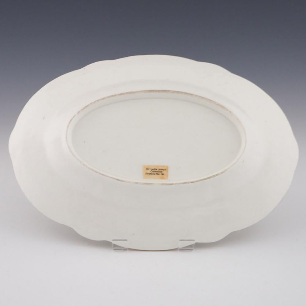 Plat ovale en porcelaine de Swansea, vers 1820 Bon état - En vente à Tunbridge Wells, GB