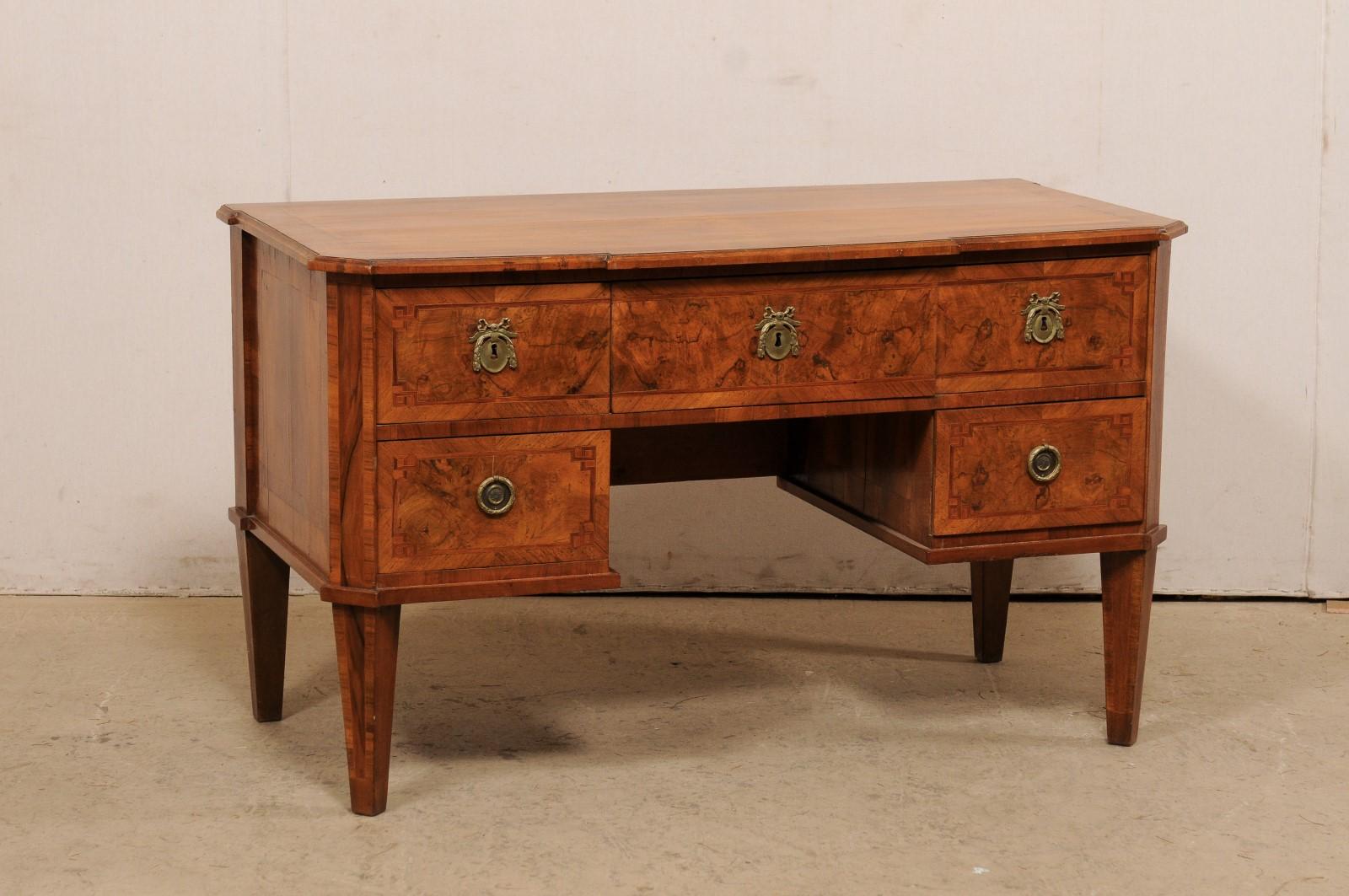 Swedish Biedermeier Birch Veneered Desk or Console Table, Circa 1880 In Good Condition For Sale In Atlanta, GA