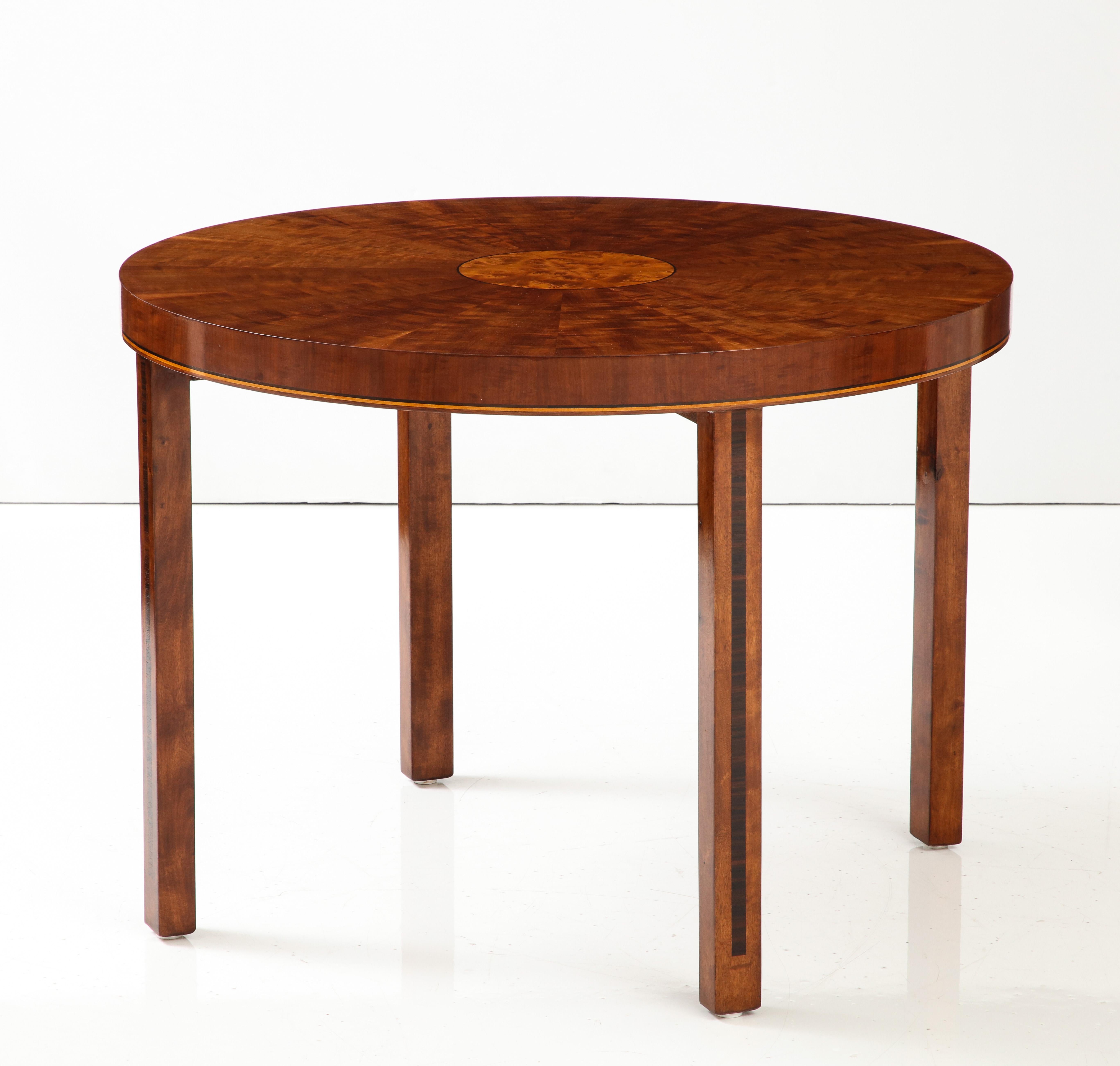 A Swedish Birch and Elmwood Side Table, Circa 1940s In Good Condition For Sale In New York, NY