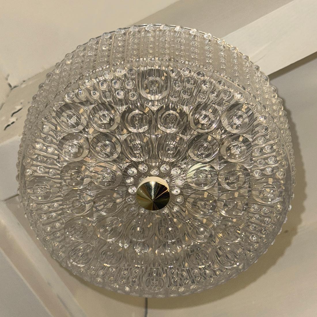 Suédois Paire de luminaires suédois en verre. Vendu à l'unité en vente