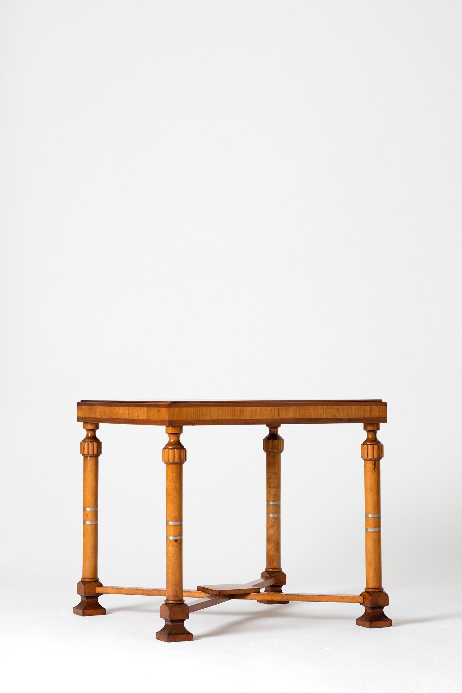 Swedish Grace Side Table In Good Condition In London, GB