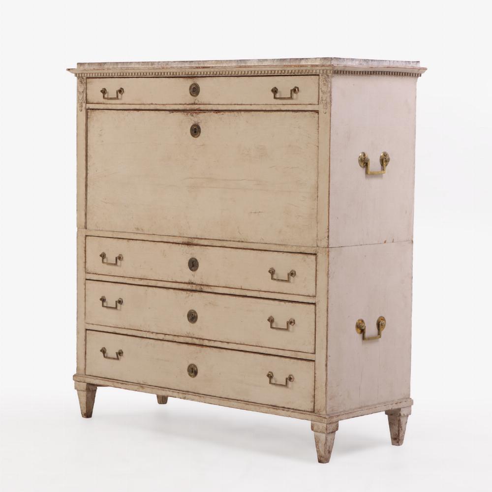 A Swedish Gustavian painted fall front desk, C. 1820. For Sale 1