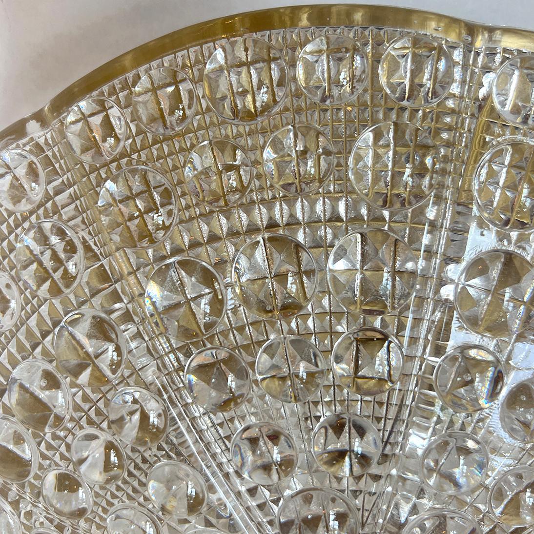 Luminaire en verre suédois du milieu du siècle dernier Bon état - En vente à New York, NY