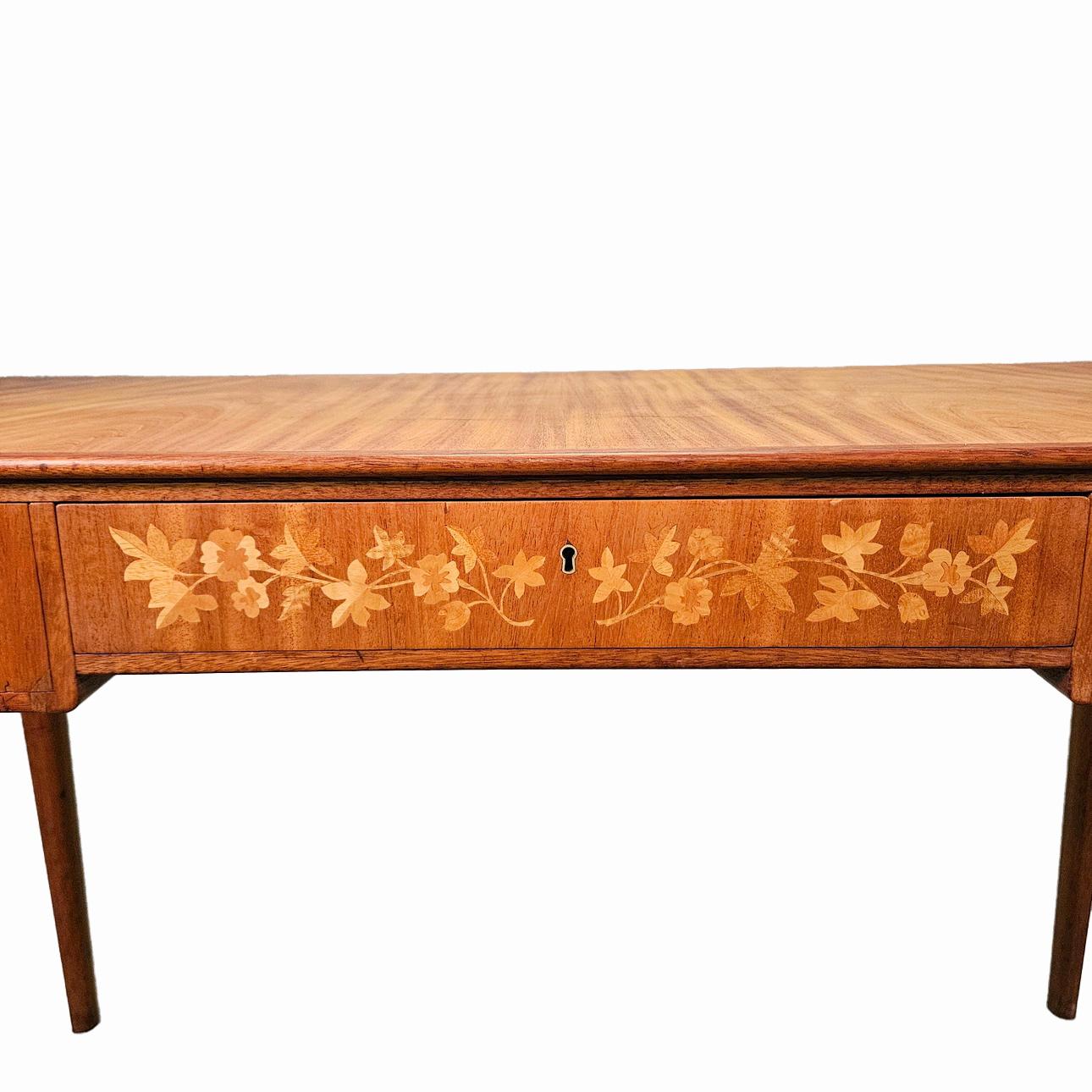 Mid-20th Century A Swedish Modern Desk by Ferdinand Lundquist For Sale
