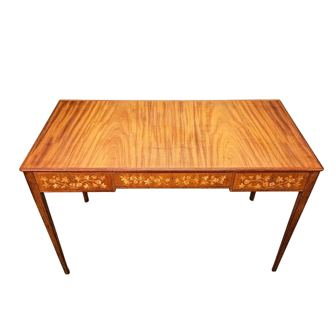 A Swedish Modern Desk by Ferdinand Lundquist For Sale 1