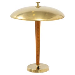 Lampe de table moderne suédoise, pour Nordiska Kompaniet, vers les années 1940