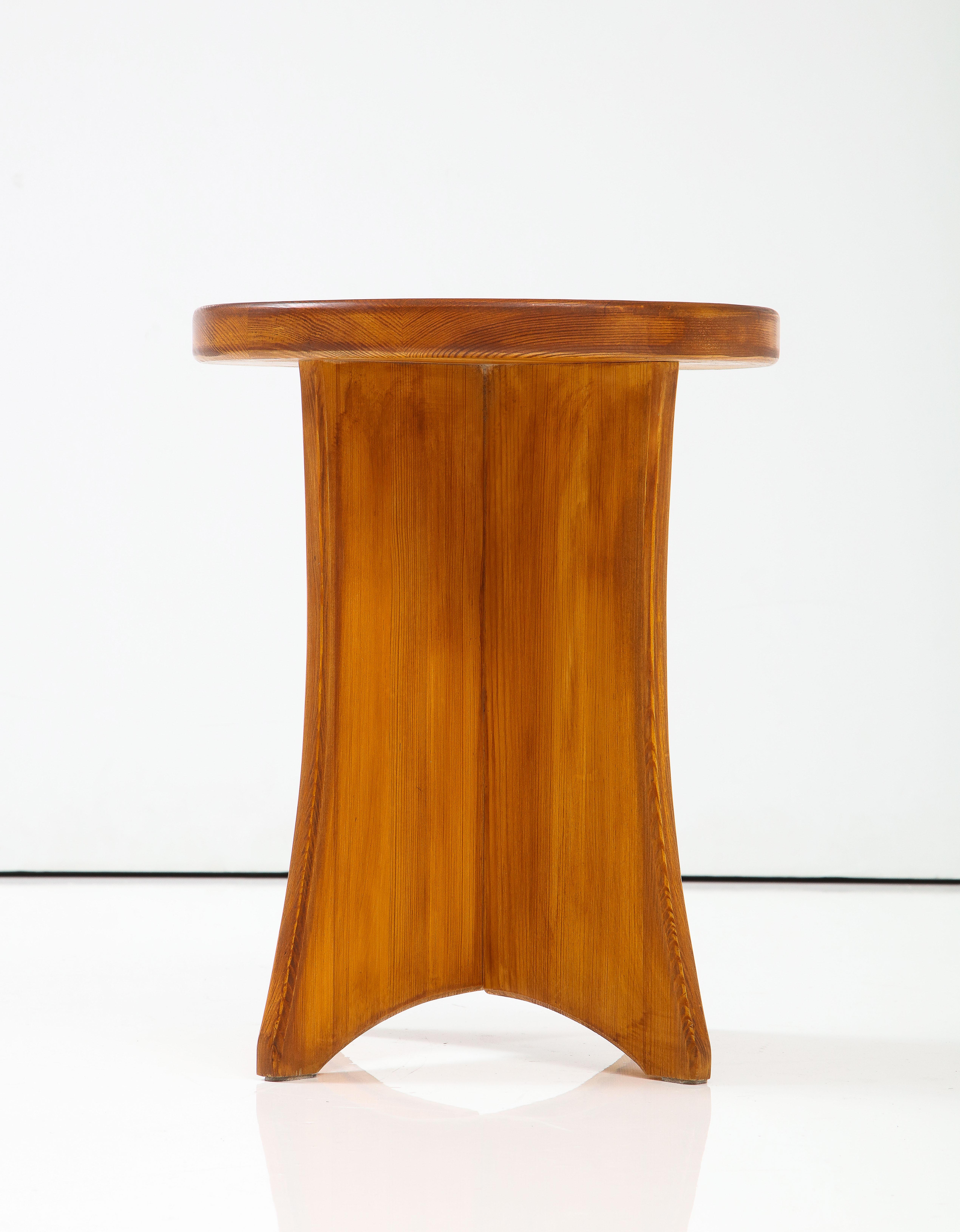 Swedish Modernist Solid Pine Side Table, circa 1960s 7