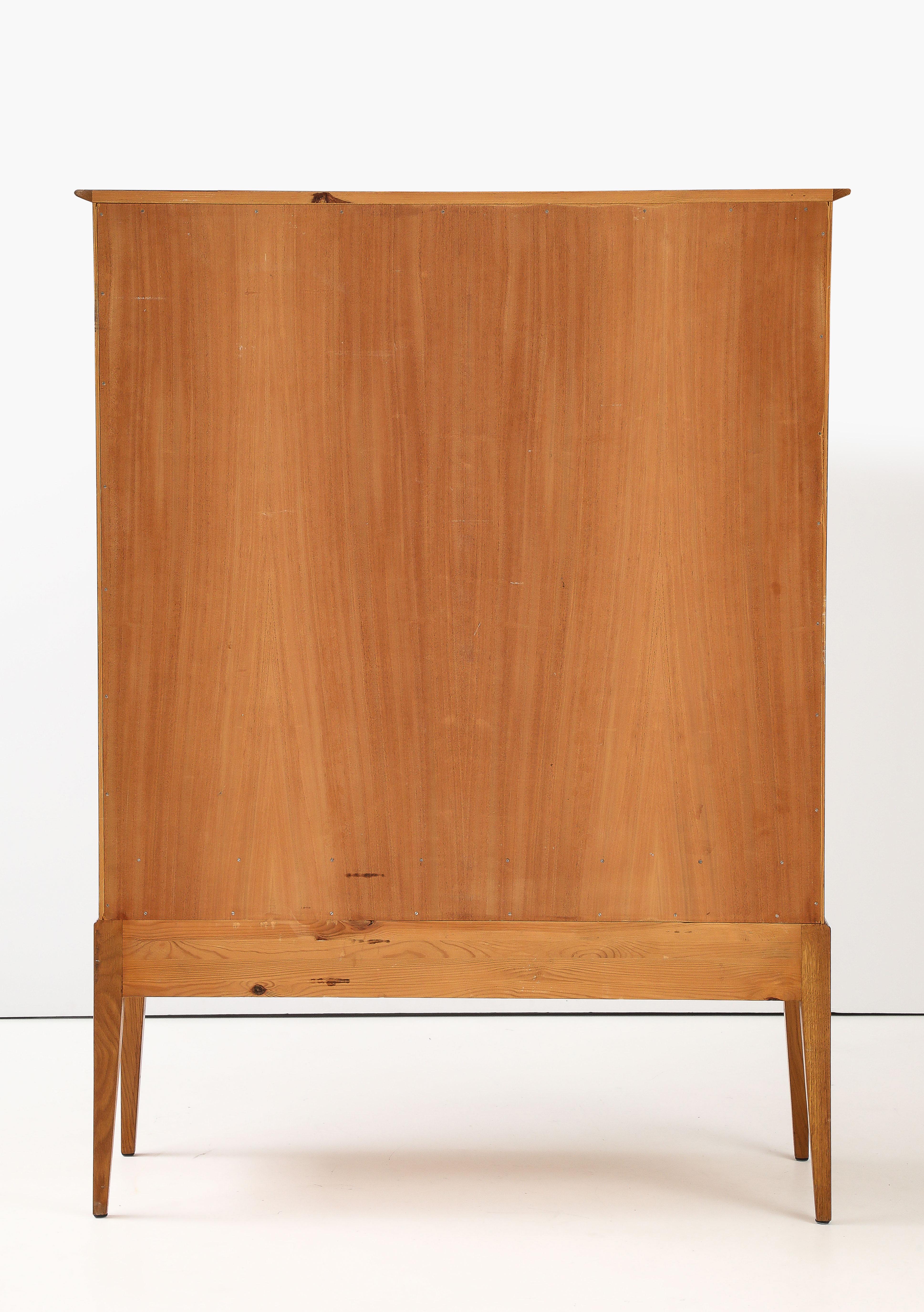 Meuble de rangement moderniste suédois en teck, vers 1940-50 10