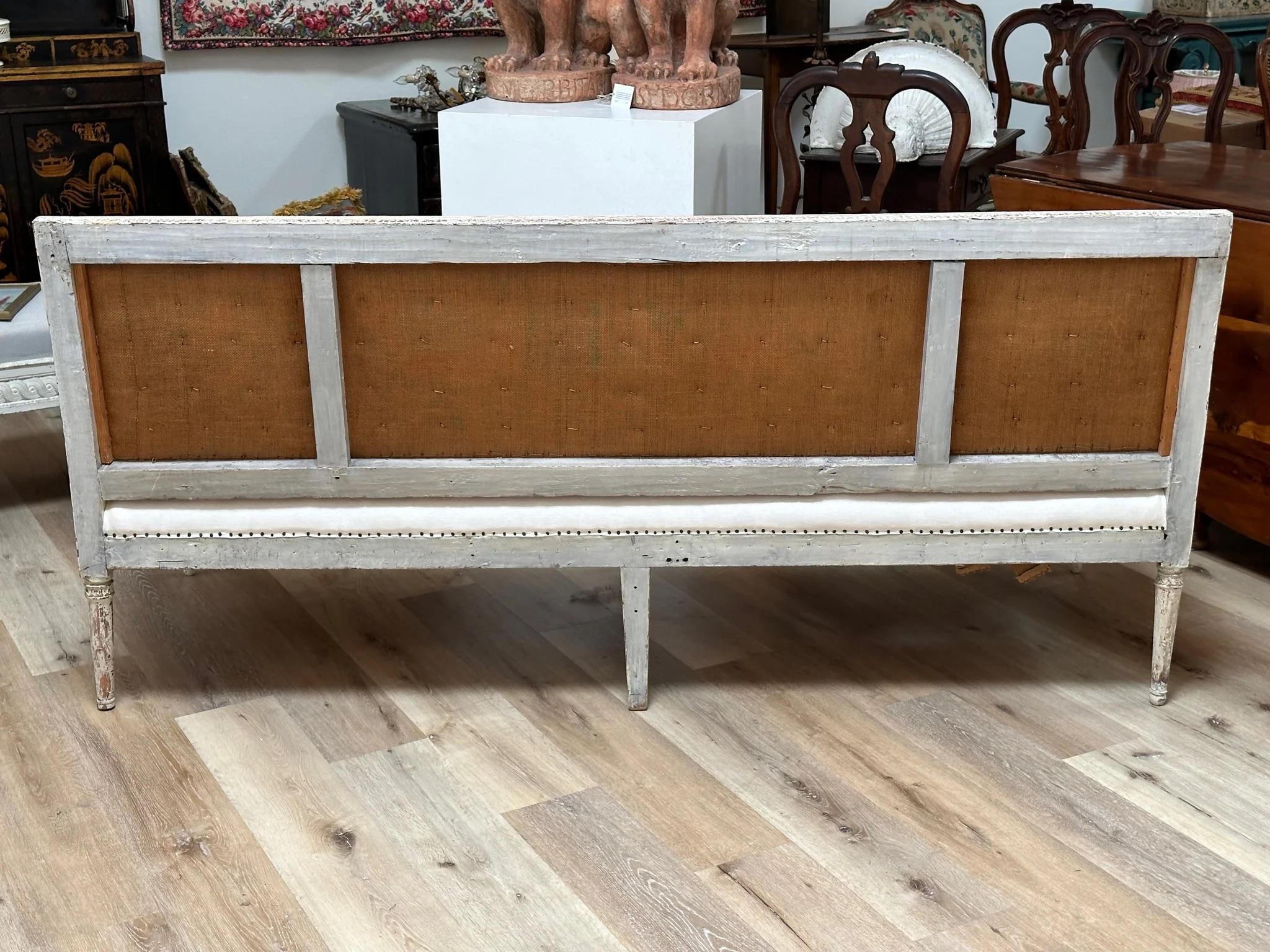 A Swedish Sofa bench Late 18th- 19th century For Sale 1